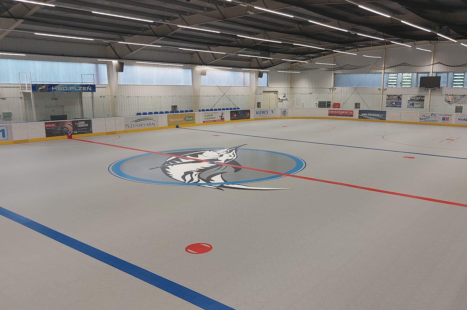 Hokejbalová hala