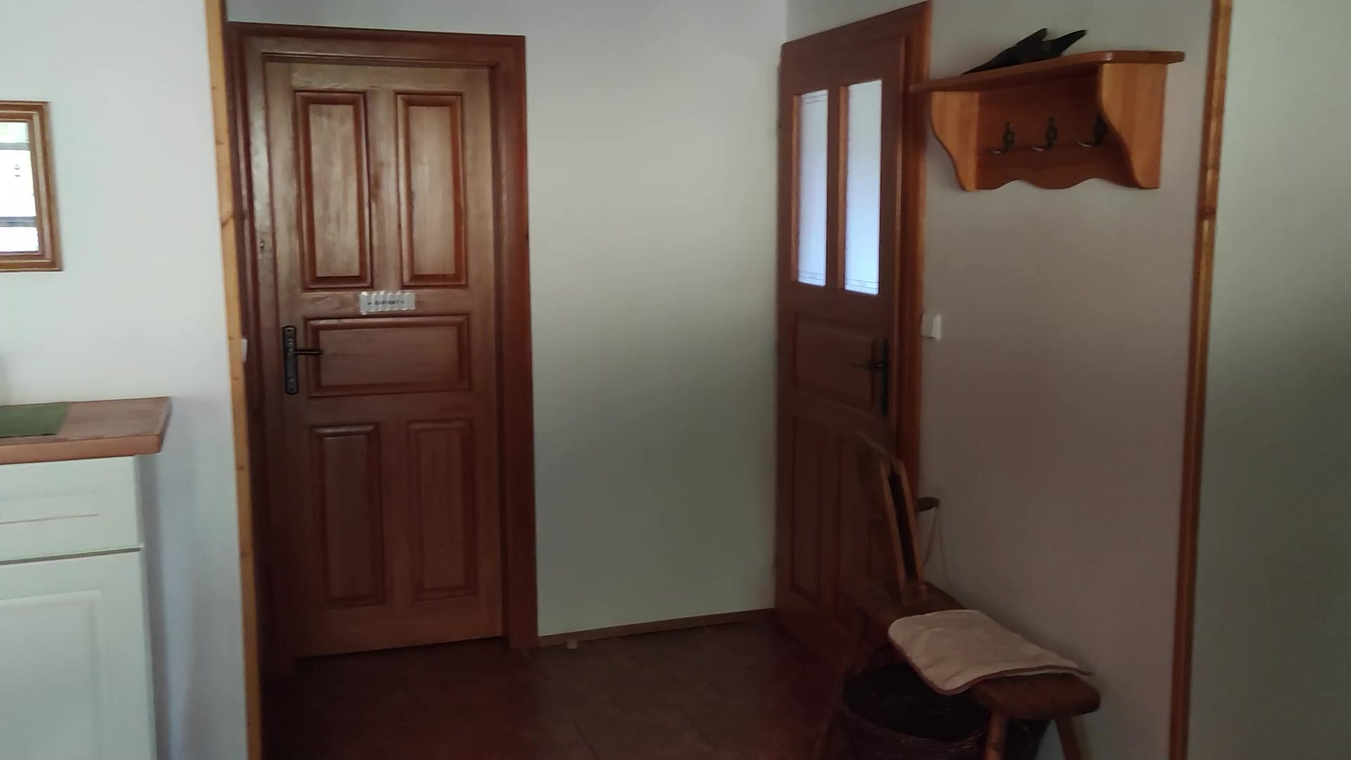 Chalupa pod Bradlem foto 2 (náhled videa)