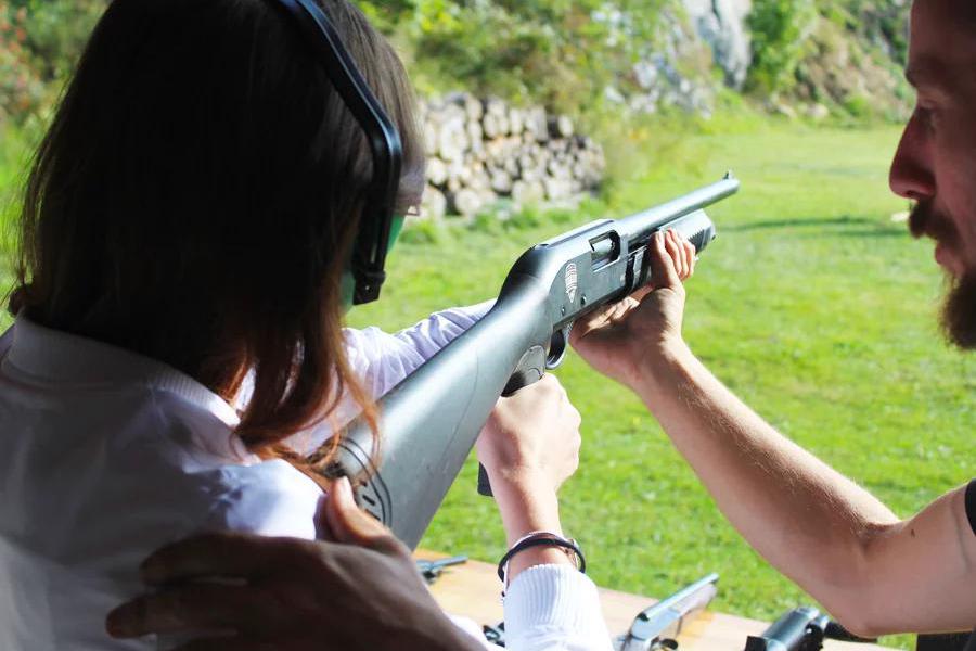 Střelba ze 7 zbraní - 21 střelnic po celé ČR