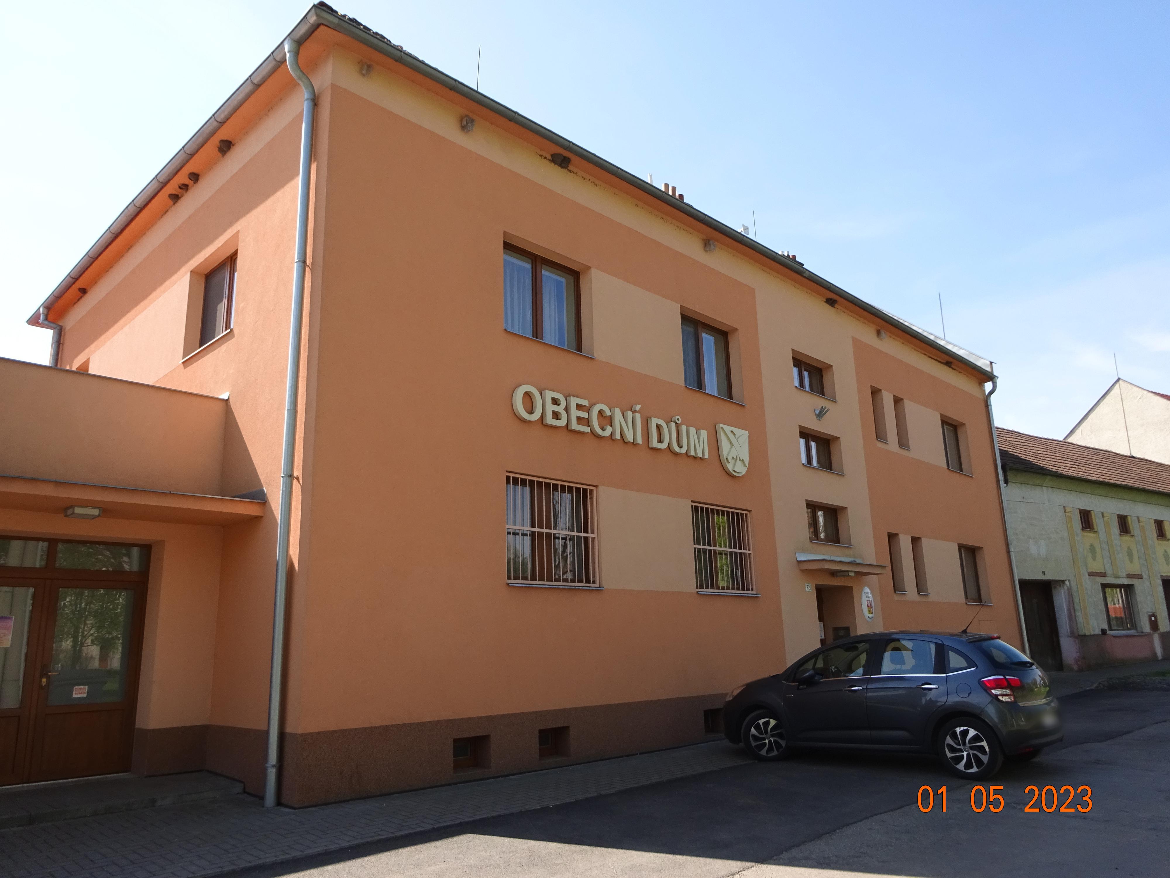 Obecní knihovna Pivín foto 2