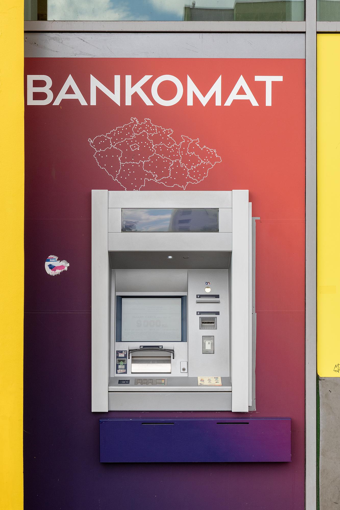 Bankomat MONETA Money Bank vkladový foto 4