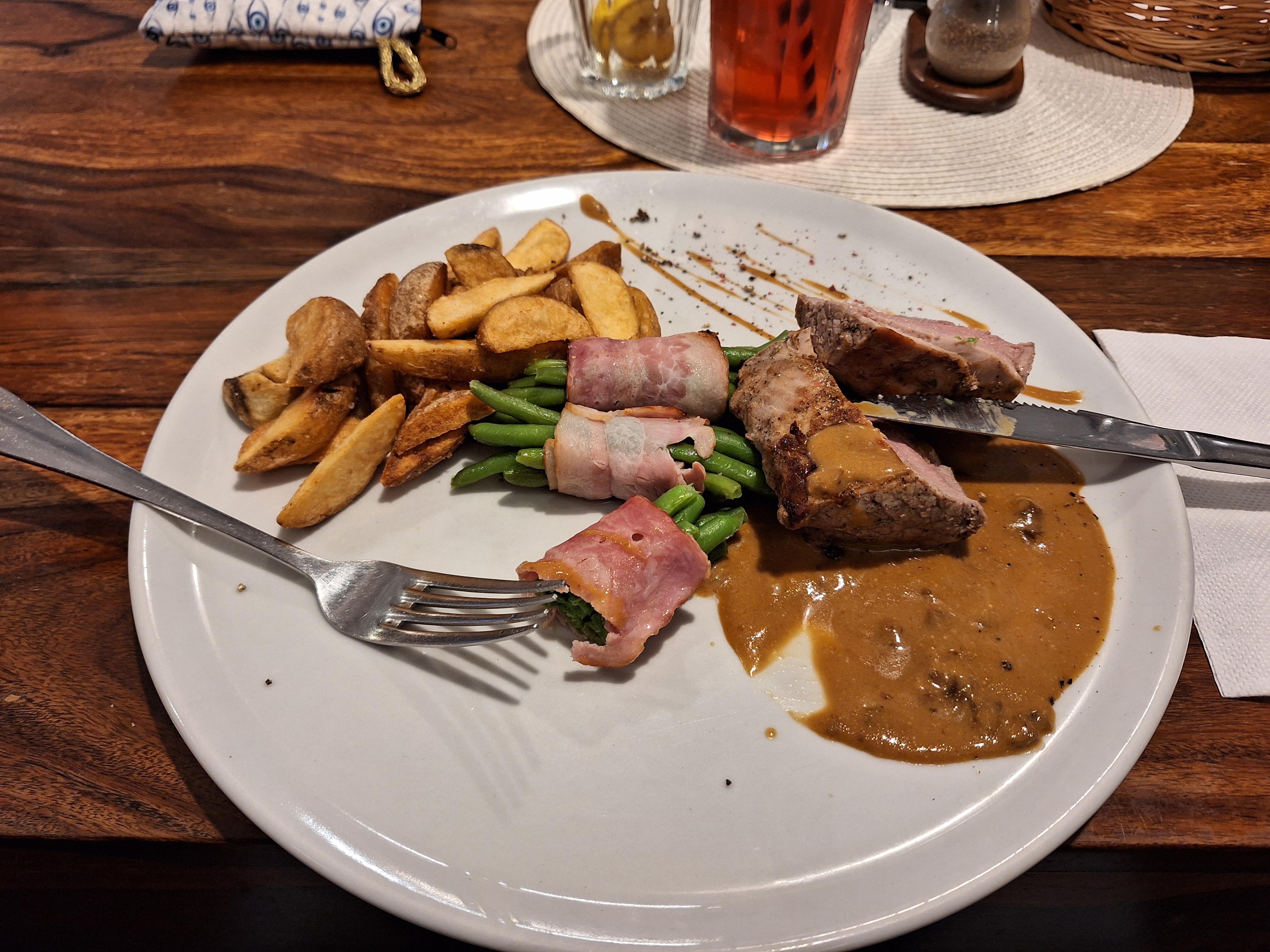 Restaurace Ježkova Bašta