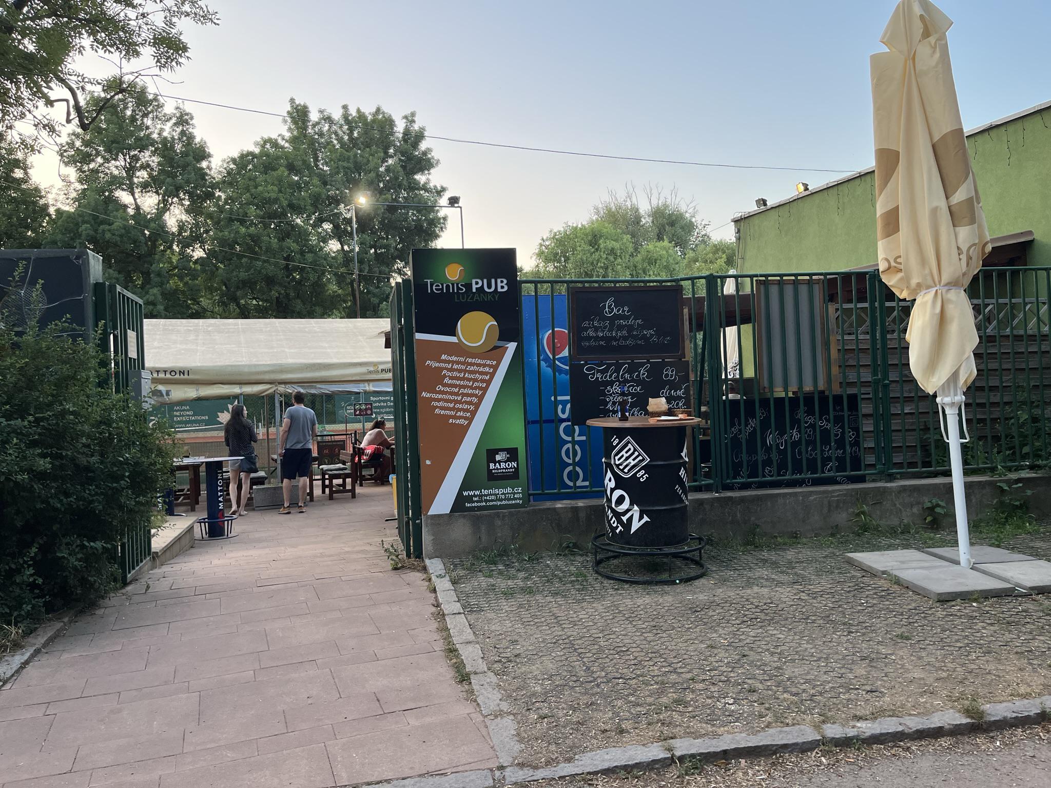 Tenis Pub Brno foto 3