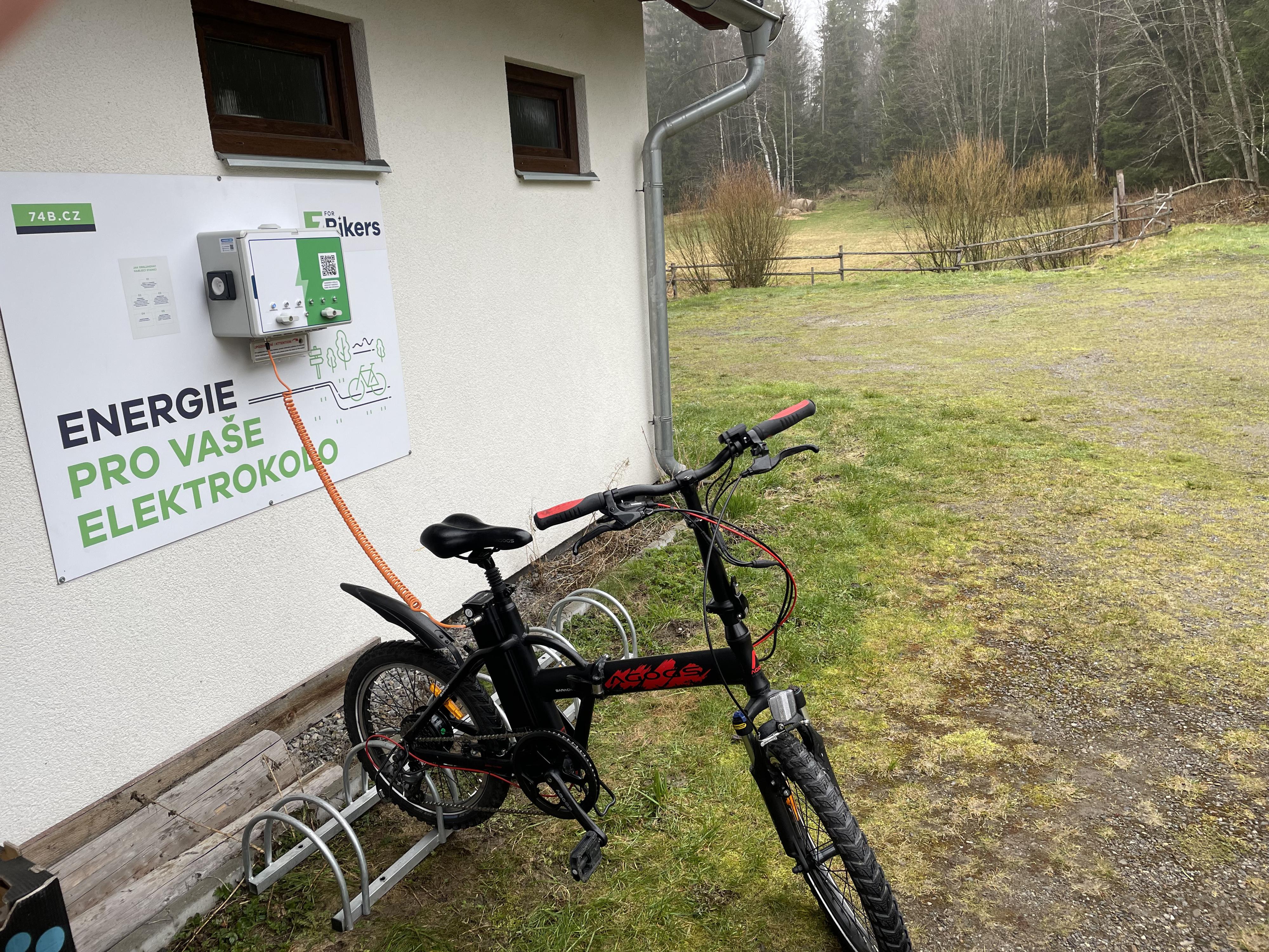 Nabíjecí stanice Veřejné tábořiště Prášily foto 4