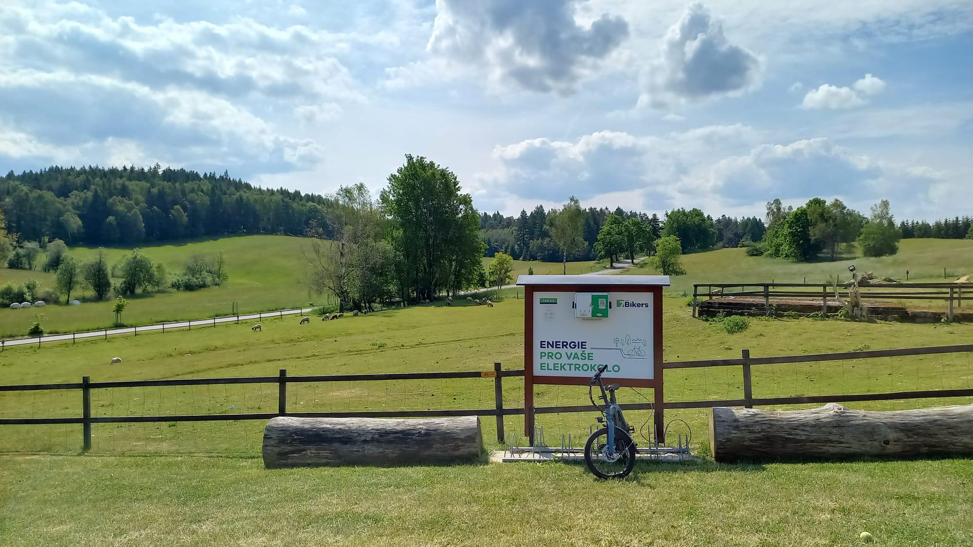 Nabíjecí stanice Farma Hvozd foto 3