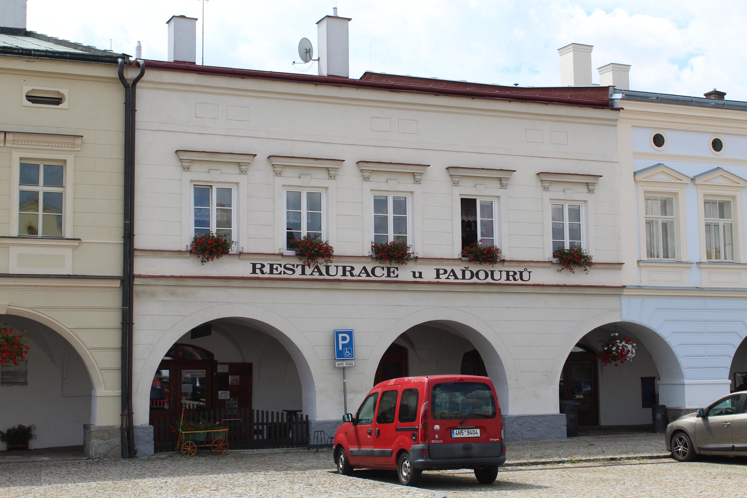 Restaurace U Paďourů foto 2