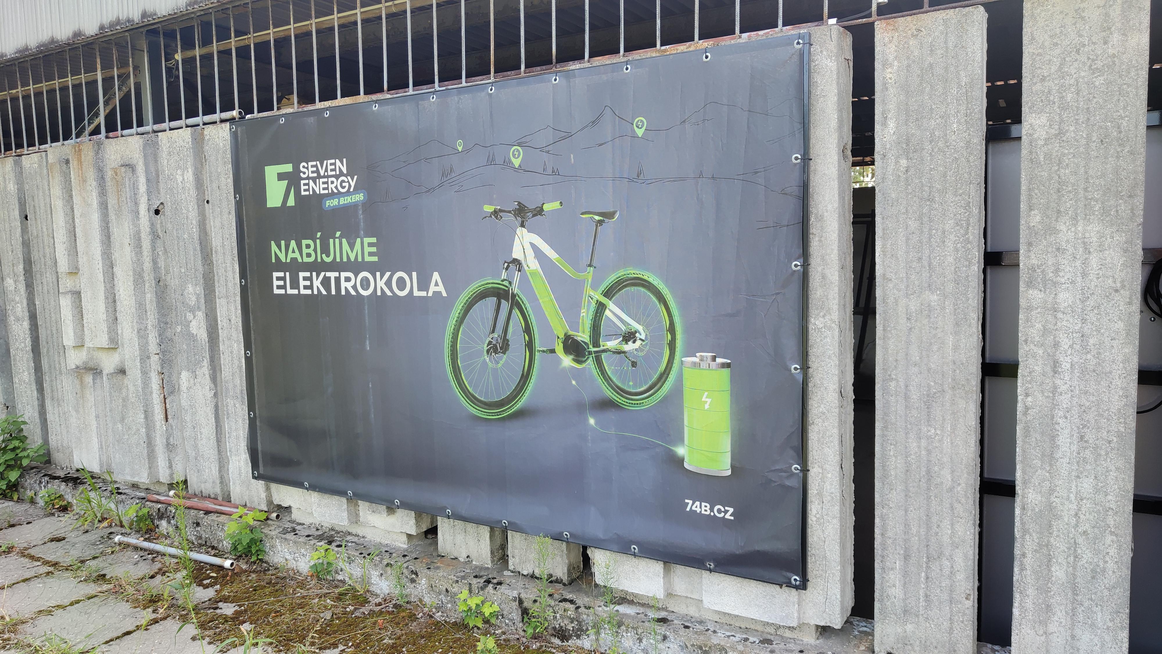 Nabíjecí stanice Elektrárna Chvaletice foto 3