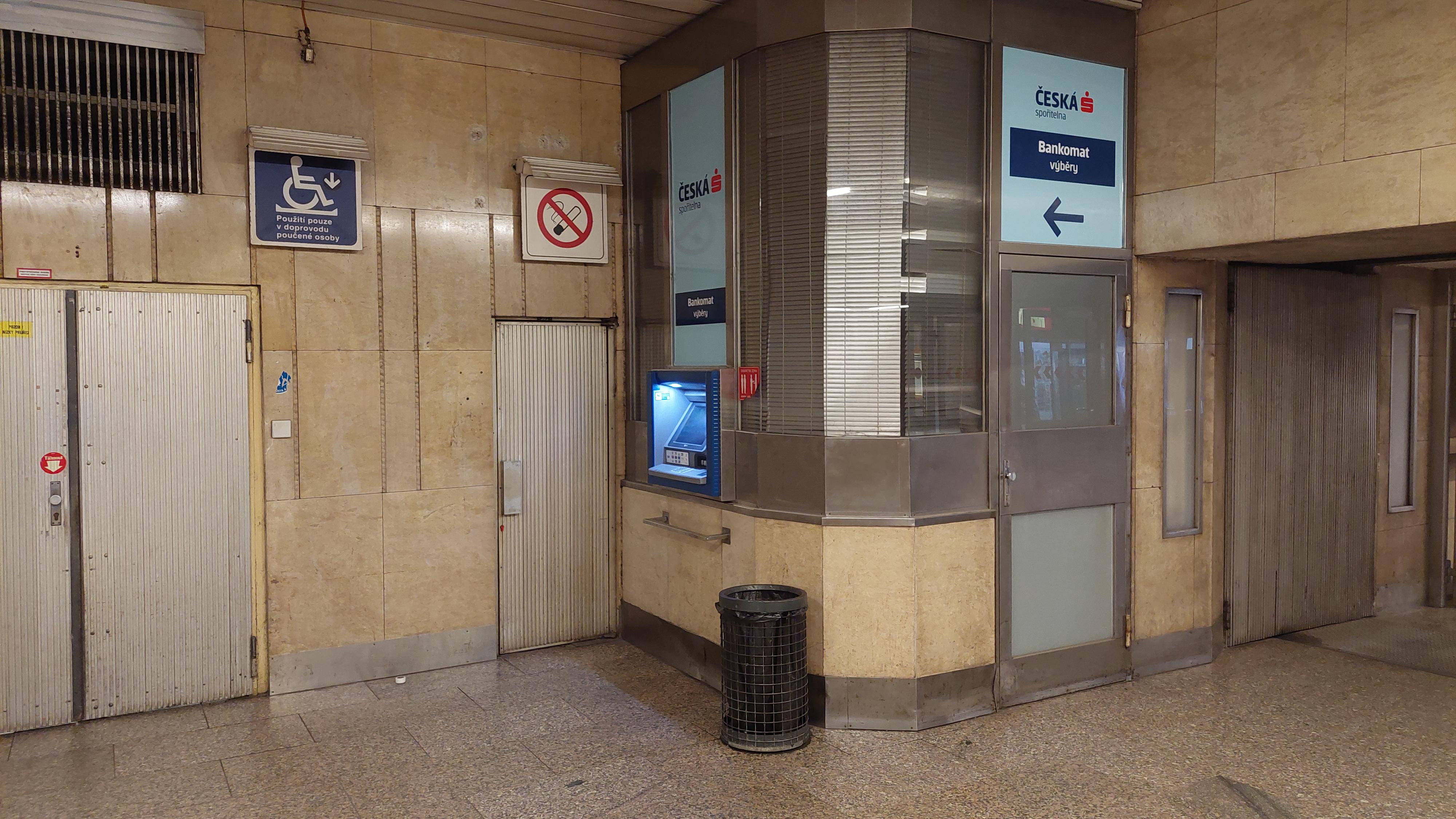 Bankomat České spořitelny