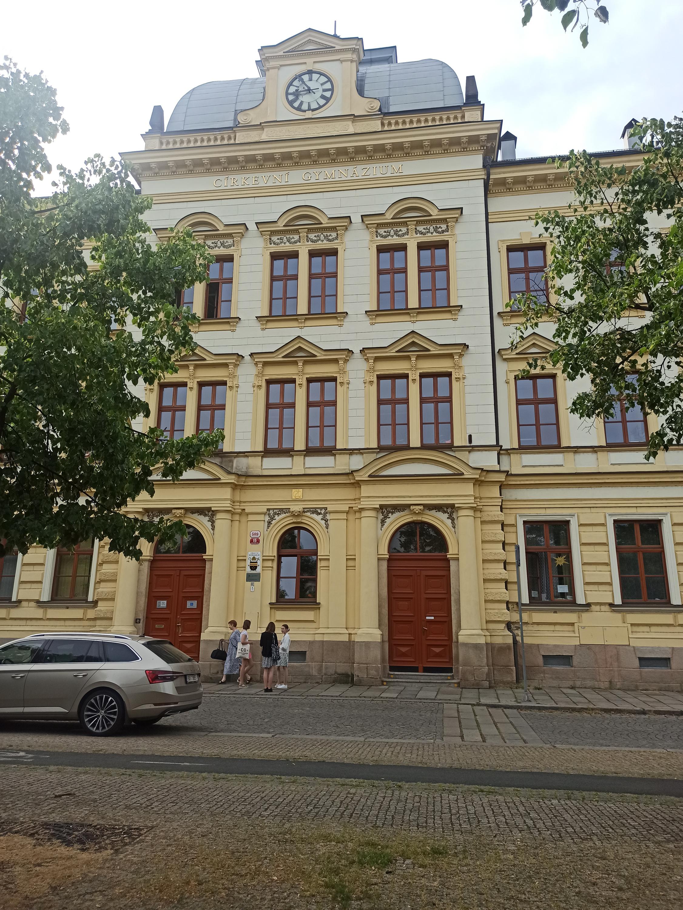 Církevní gymnázium Plzeň foto 2