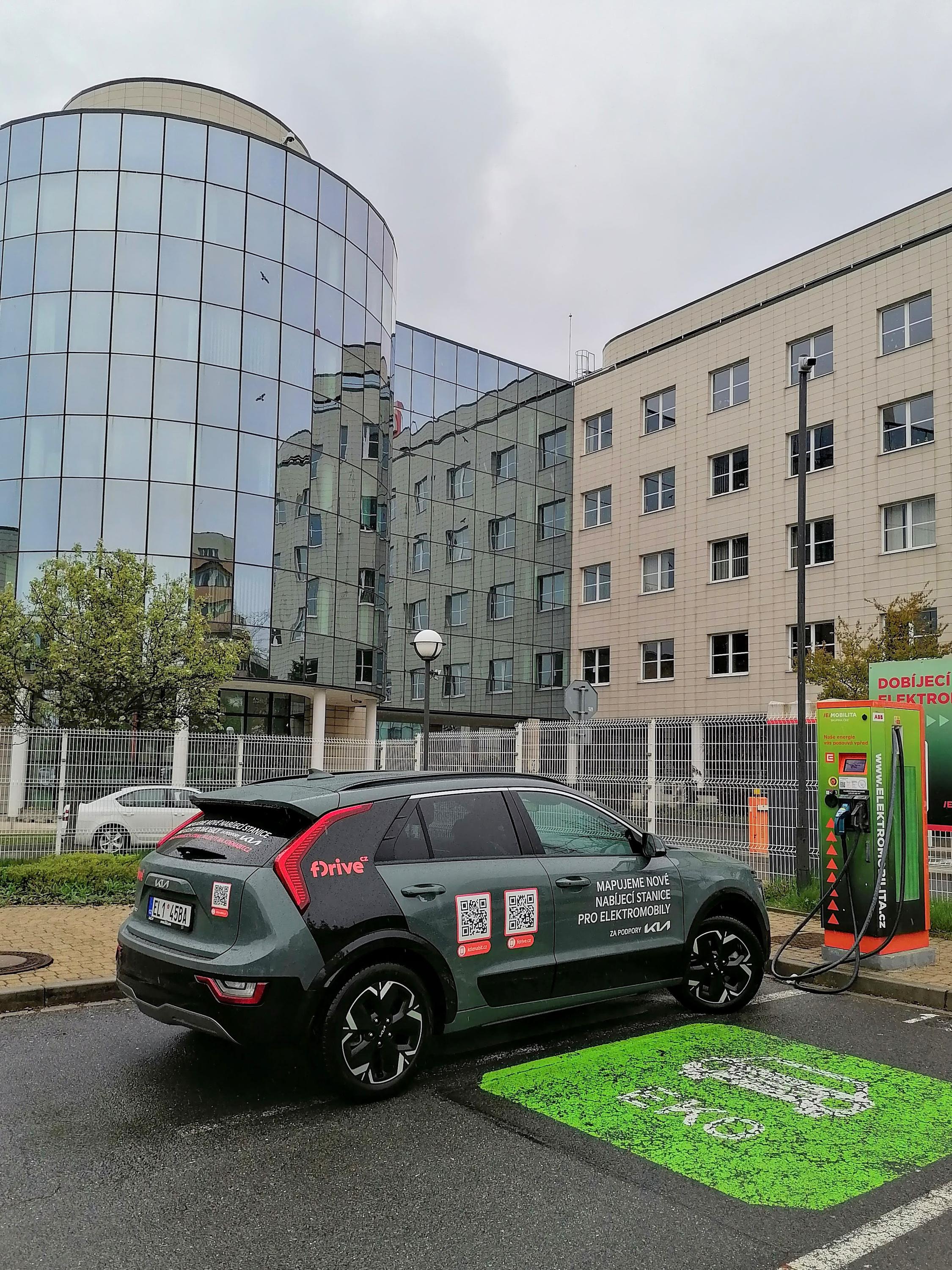 Nabíjecí stanice ČEZ foto 5