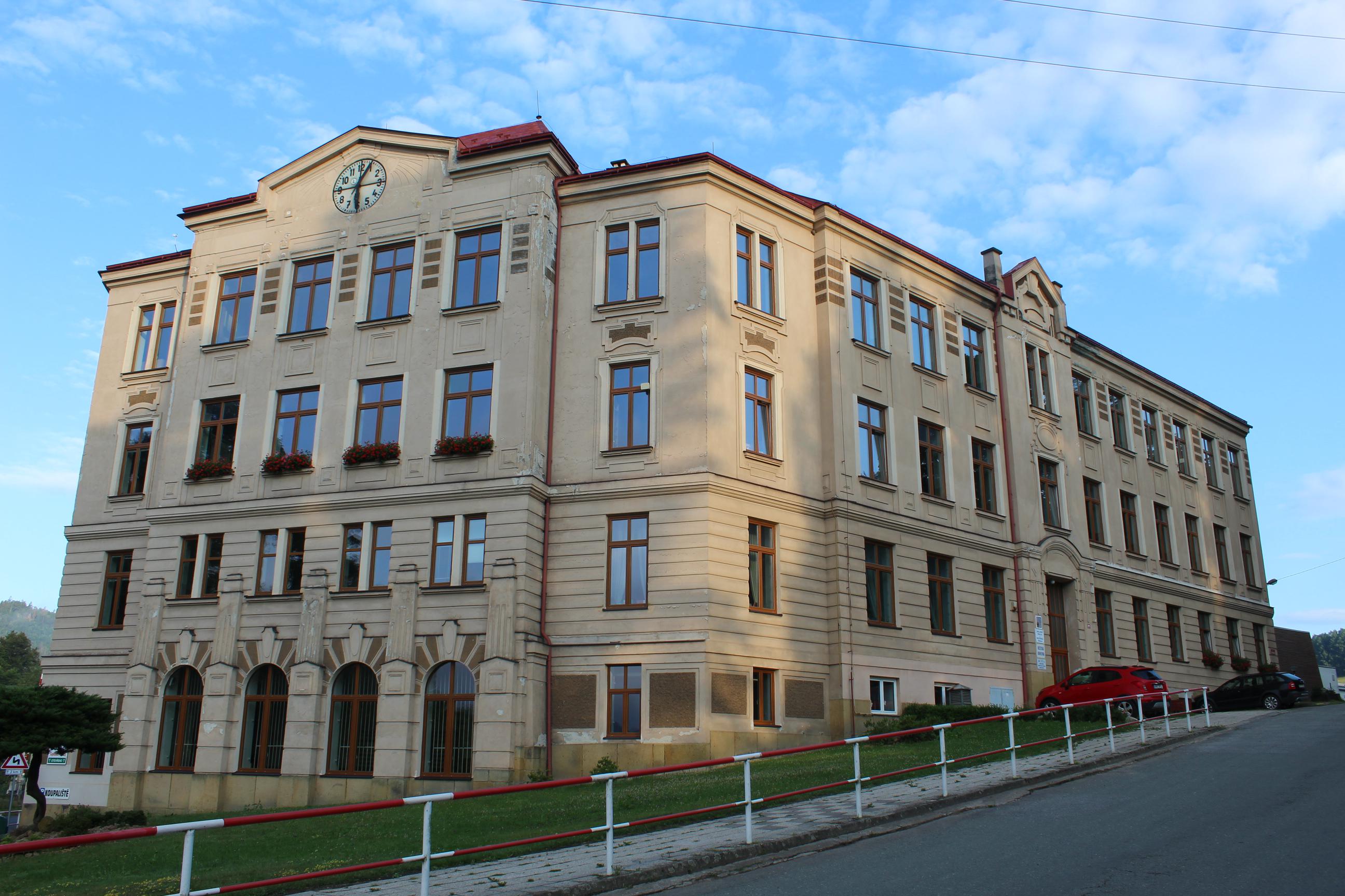 ZŠ a MŠ, Teplice nad Metují