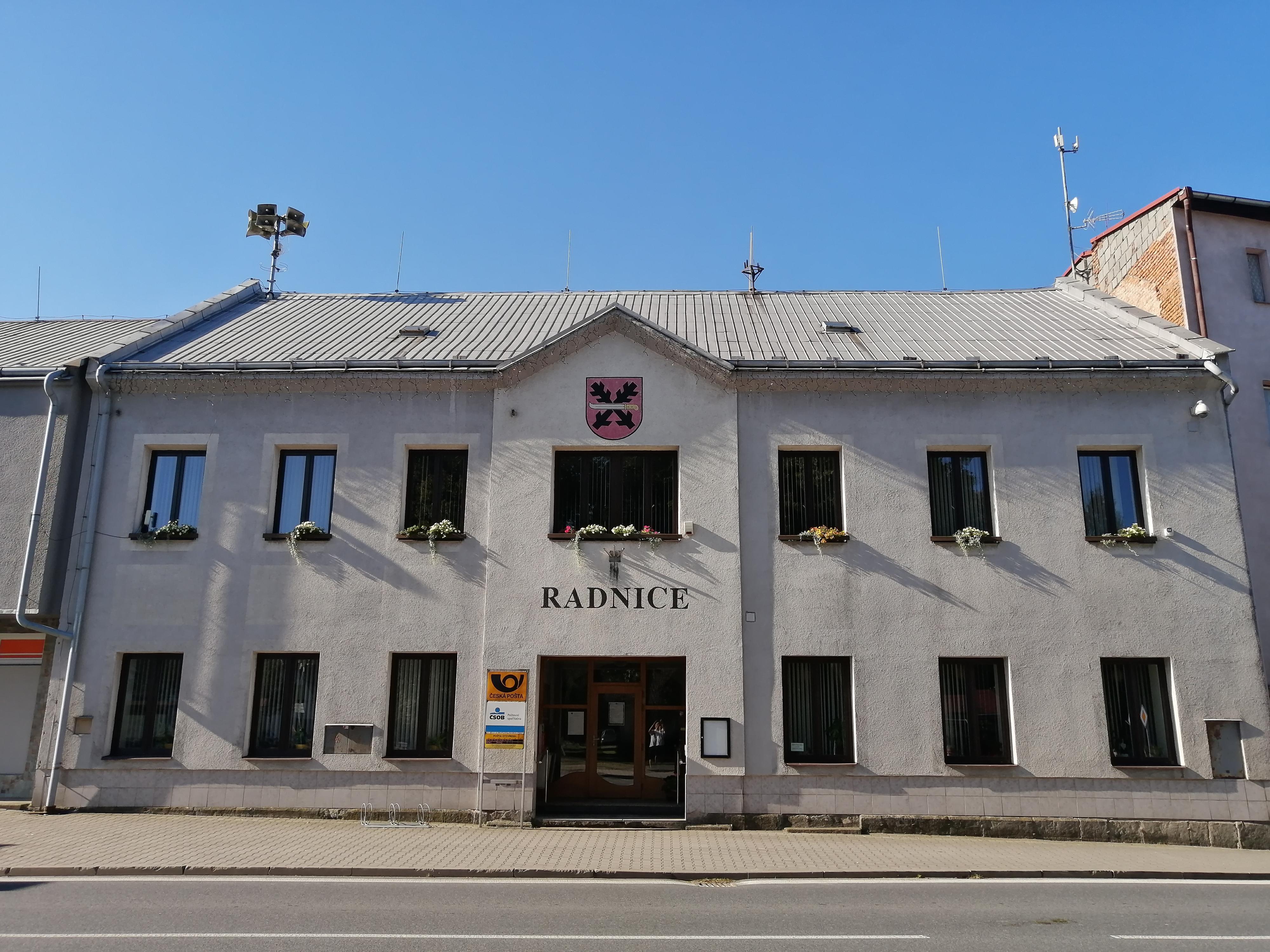 Vojnův Městec - úřad městysu foto 2