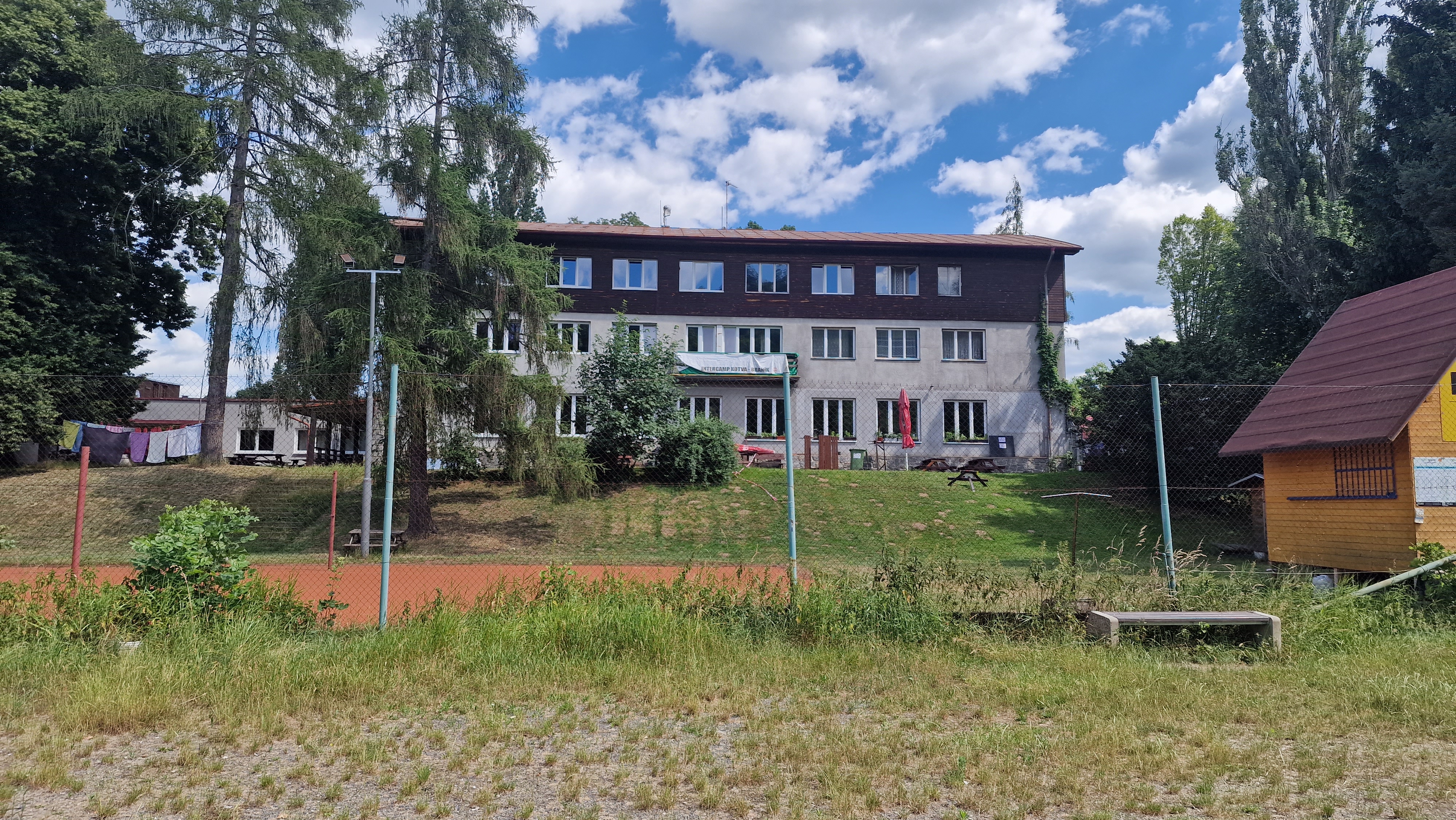 RESTAURACE U BÁBY POD KOŘENEM foto 2