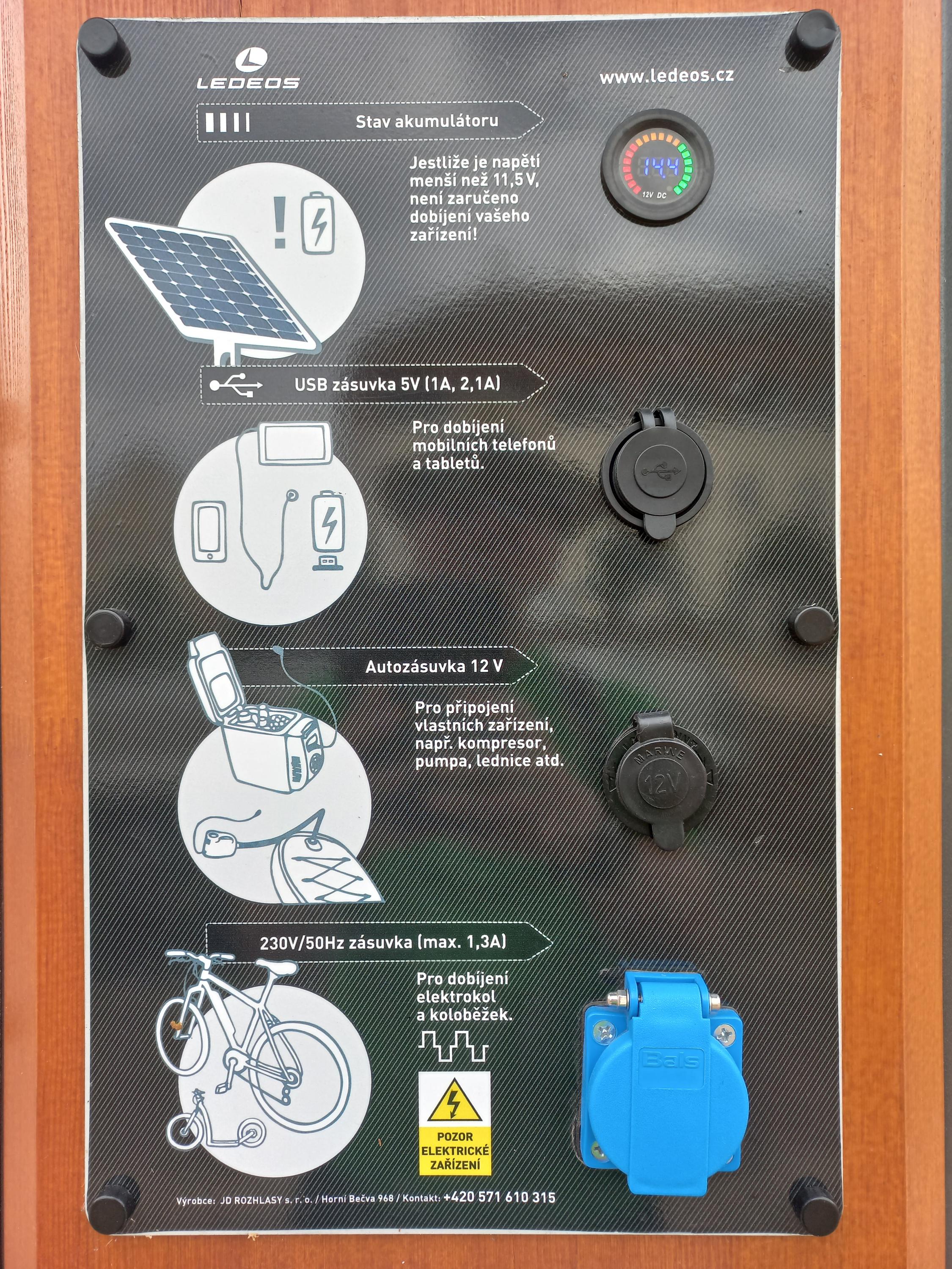 Multifunkční zásuvka pro nabíjení foto 4