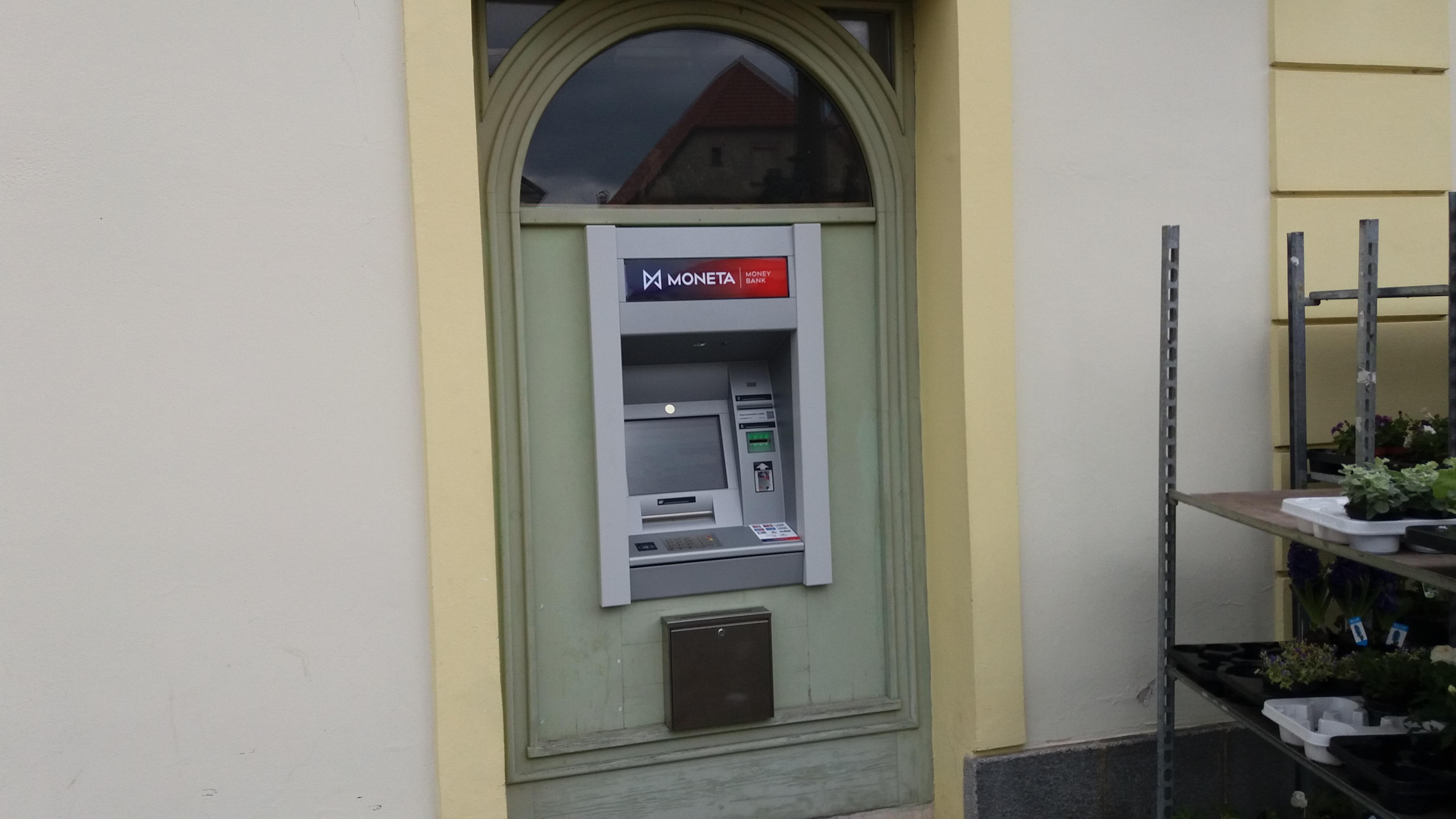 Bankomat MONETA Money Bank foto 2