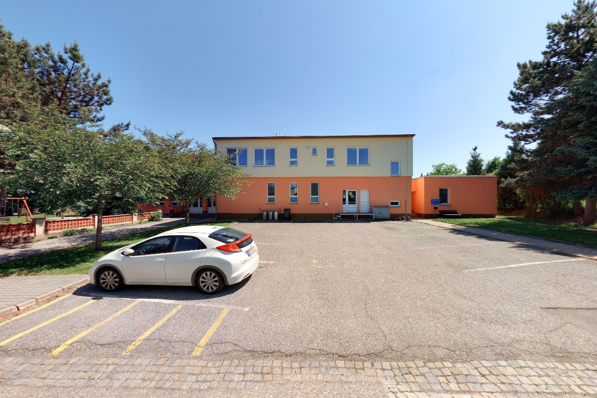 Místní knihovna Křenovice foto 2