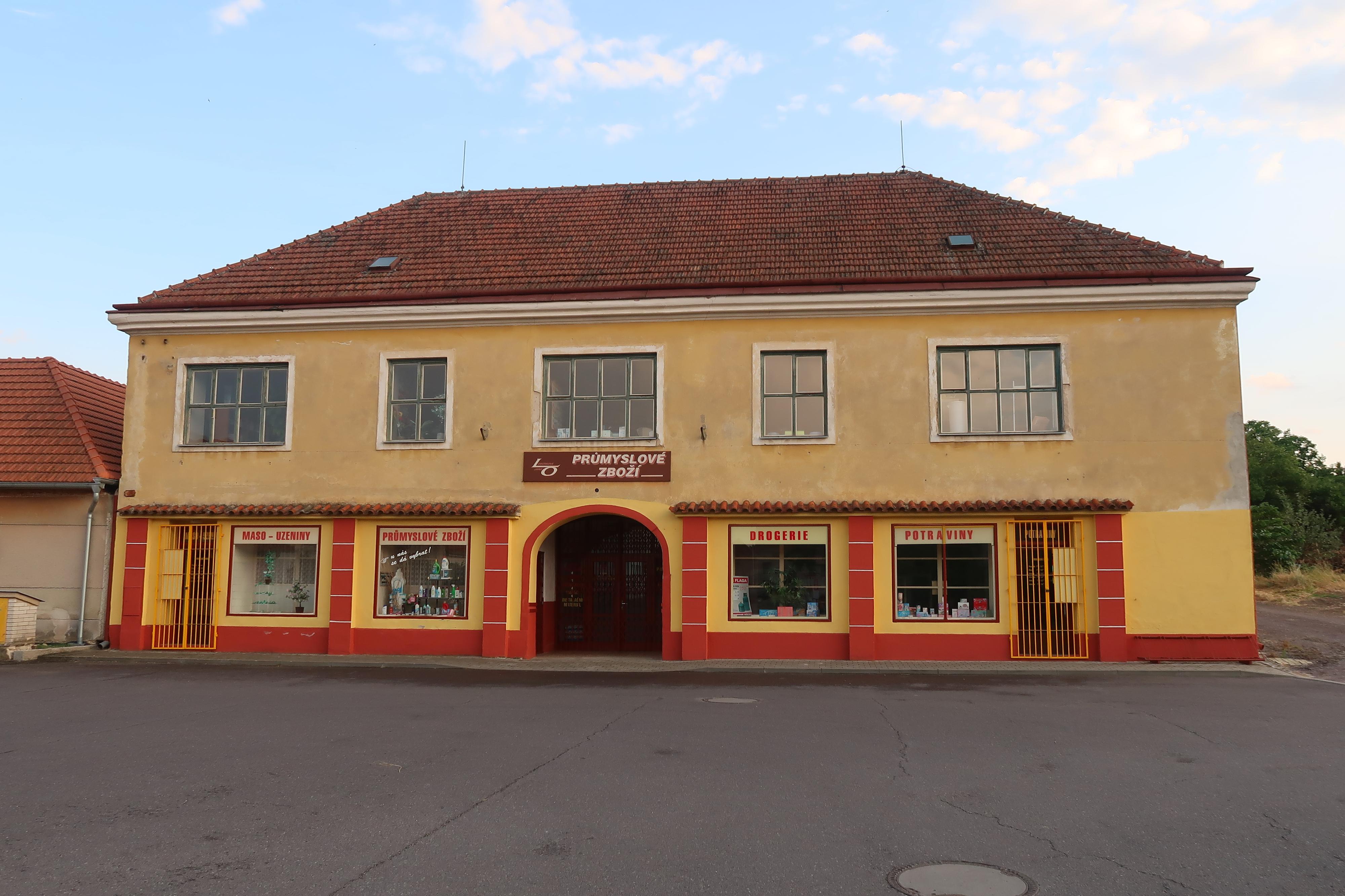 Smíšené zboží Šatov