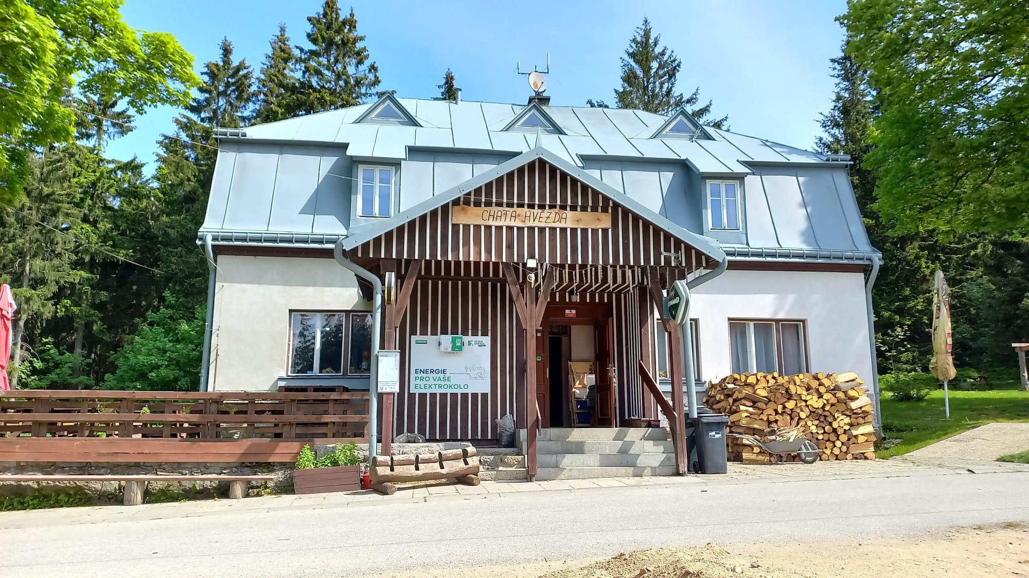 Nabíjecí stanice Horská chata Hvězda foto 6