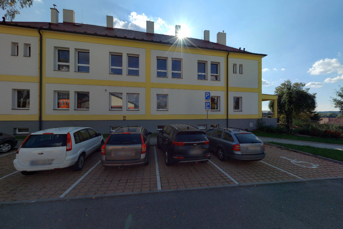 ZŠ a MŠ Jarošov nad Nežárkou foto 2