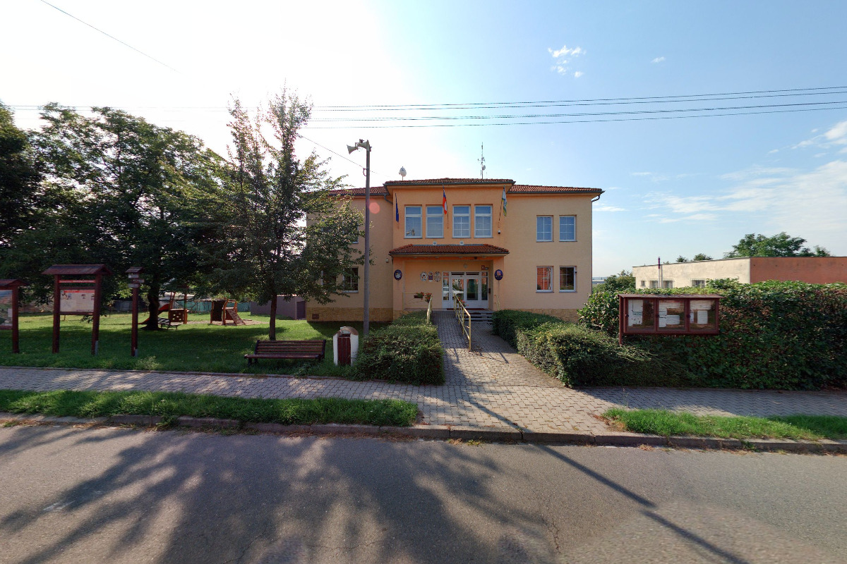 Tučín - obecní úřad foto 4