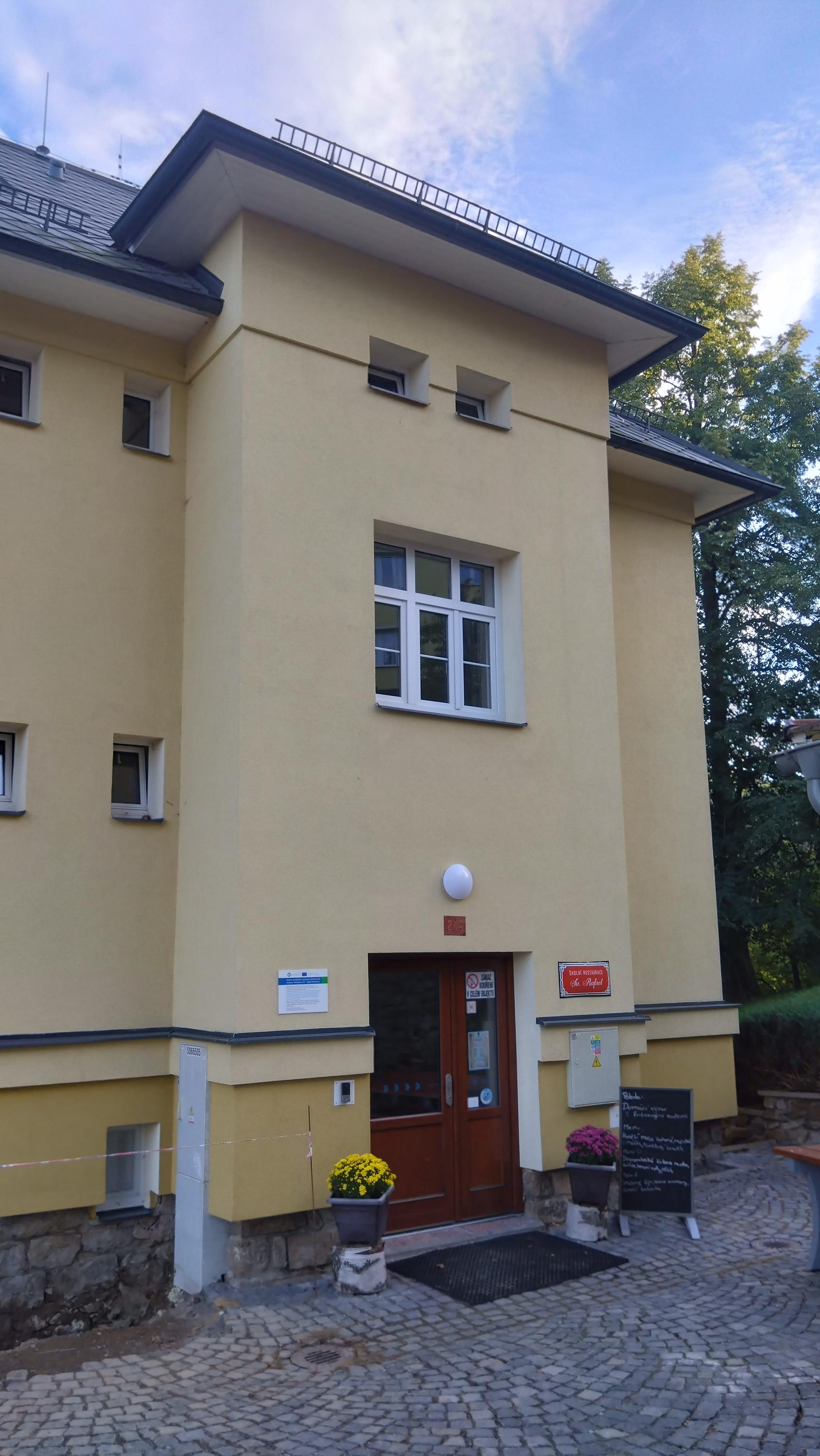 Školní restaurace "Sv. Rafael" foto 5