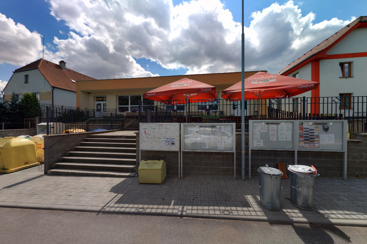 Adéla Šplíchalová