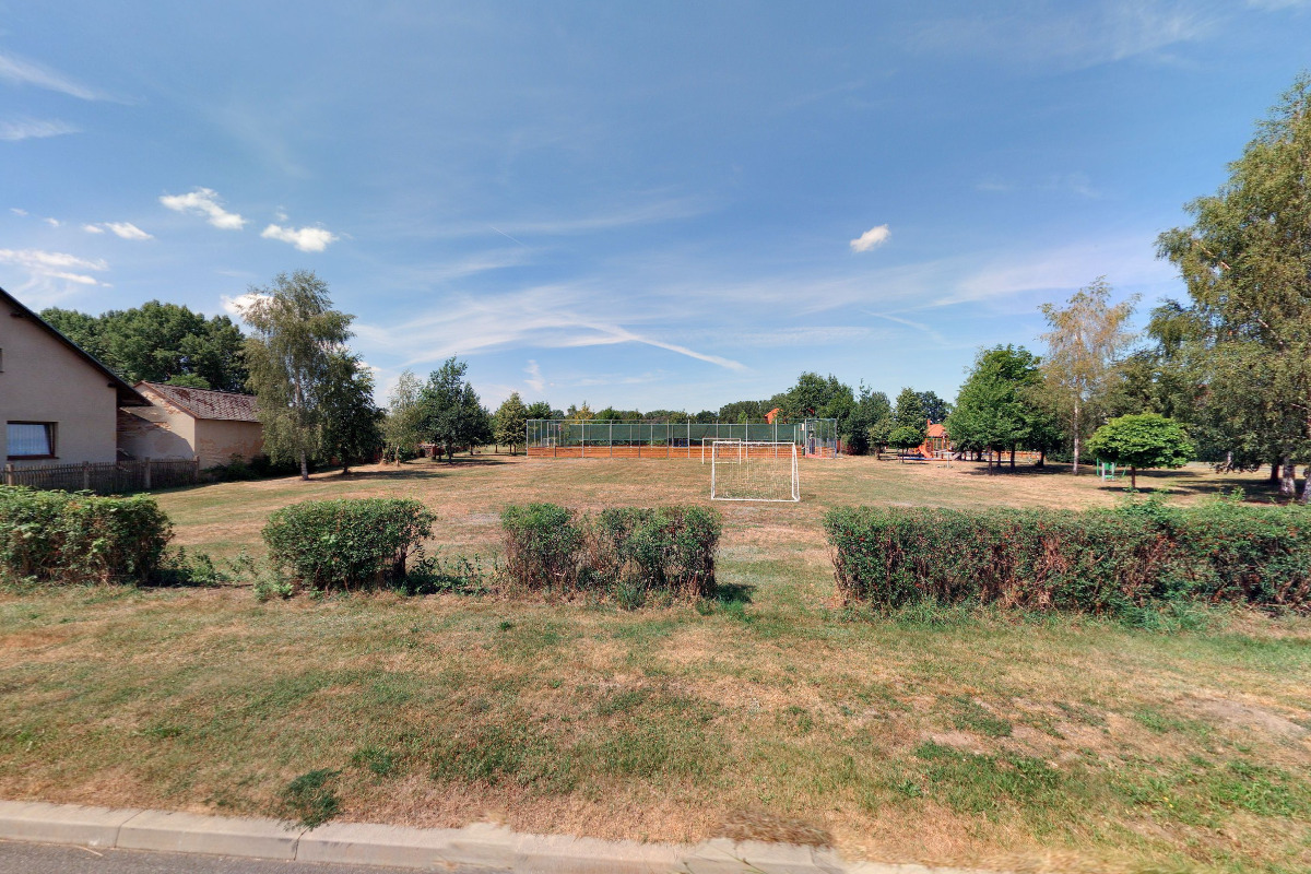 Fotbalové hřiště Stéblová foto 1