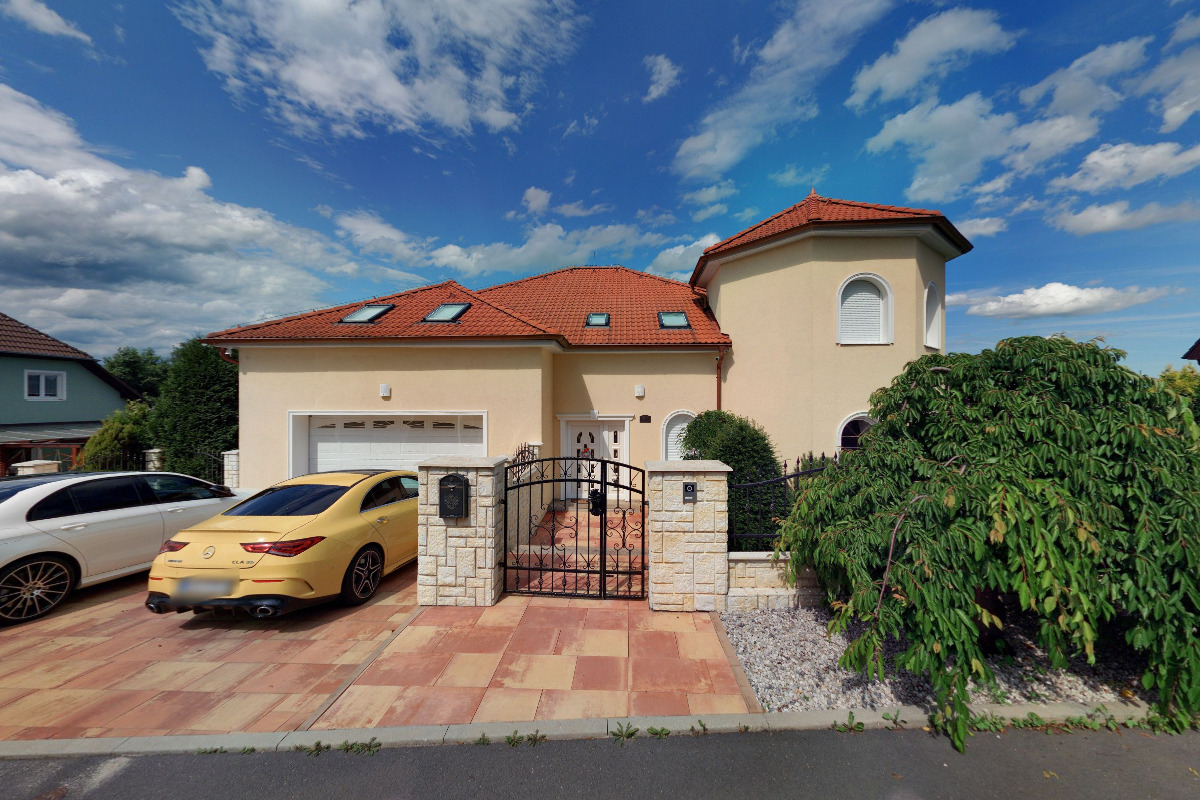 Look Model Management, spol. s r.o.