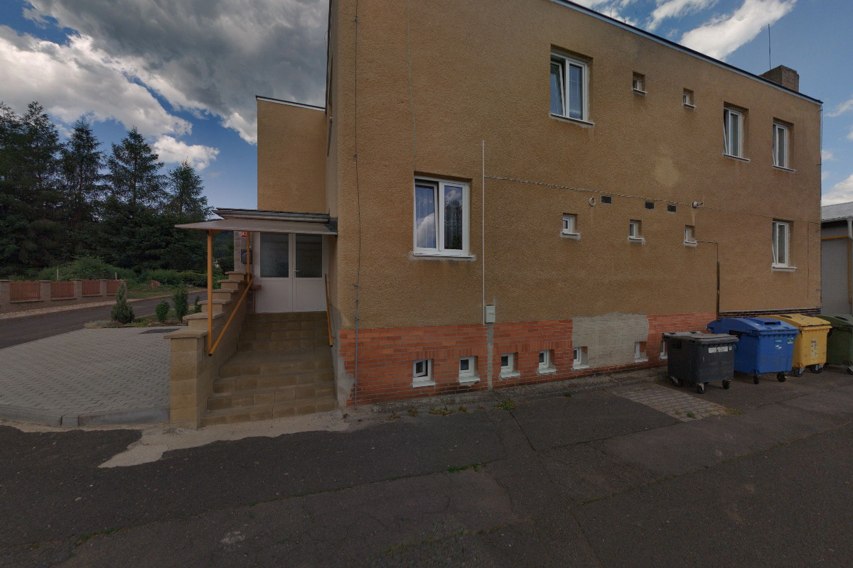 Obec Libouchec - sportovní hala