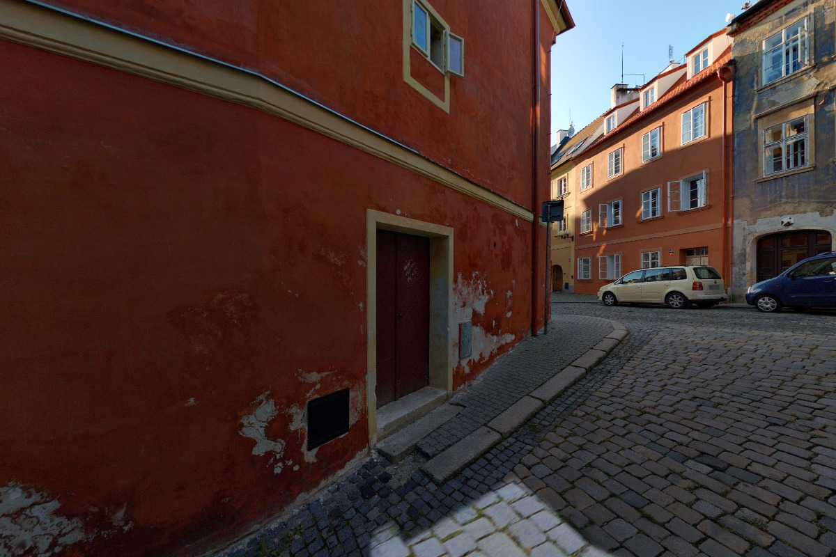 LEGAL COMPANY, s.r.o.