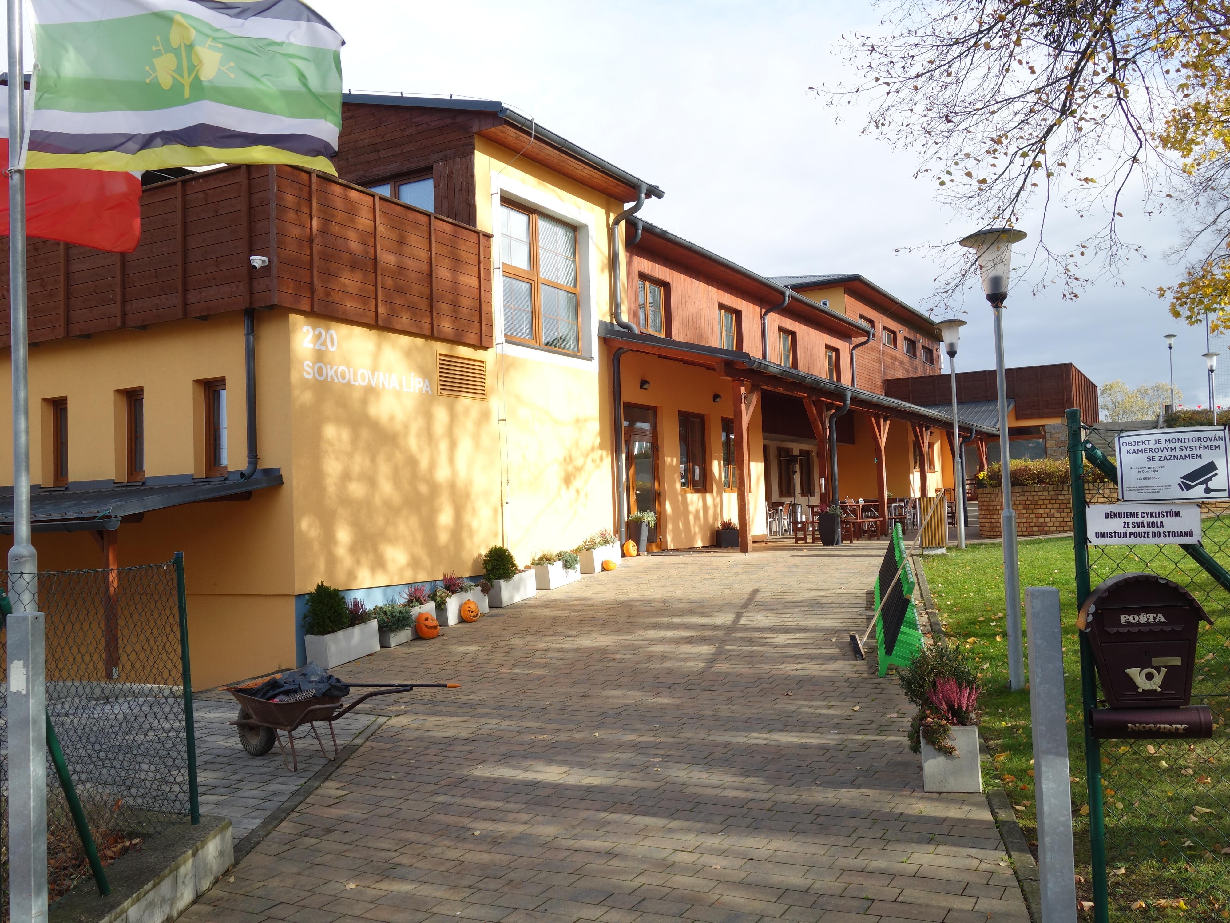 Sokolovna Café Lípa foto 2