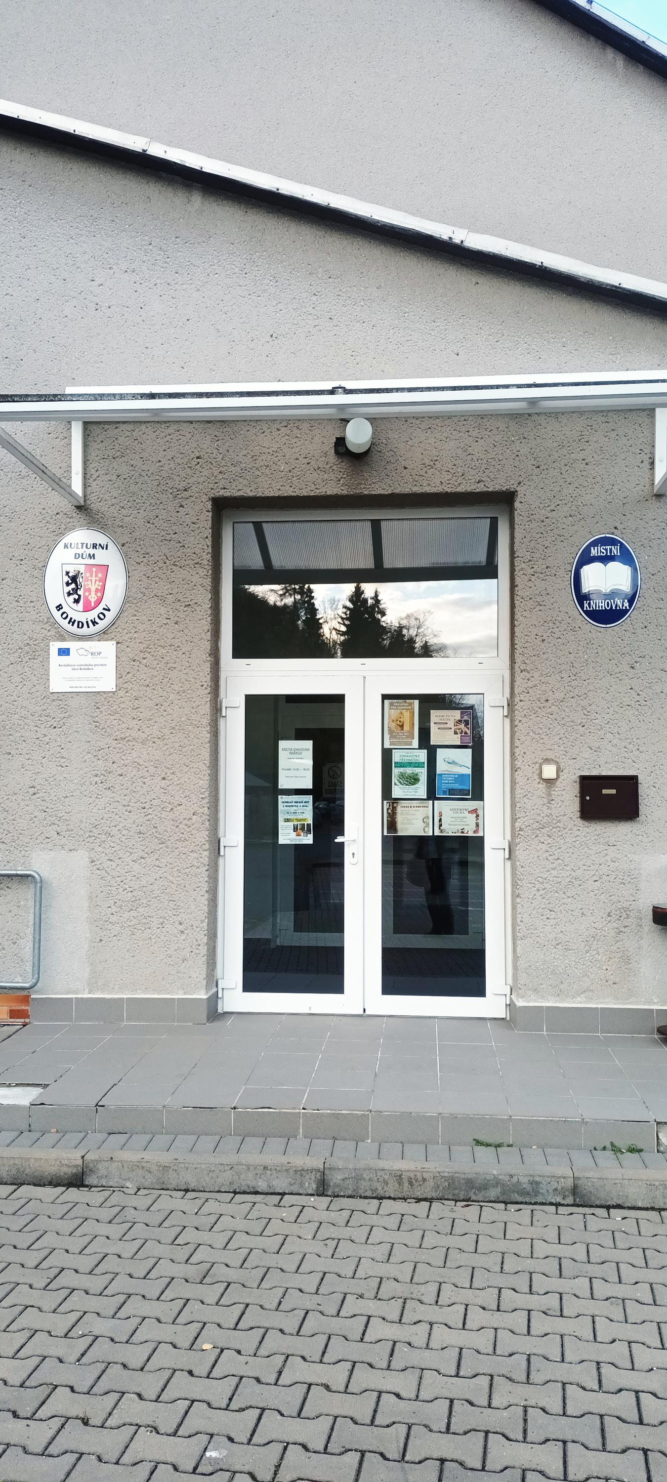 Místní knihovna Raškov foto 2