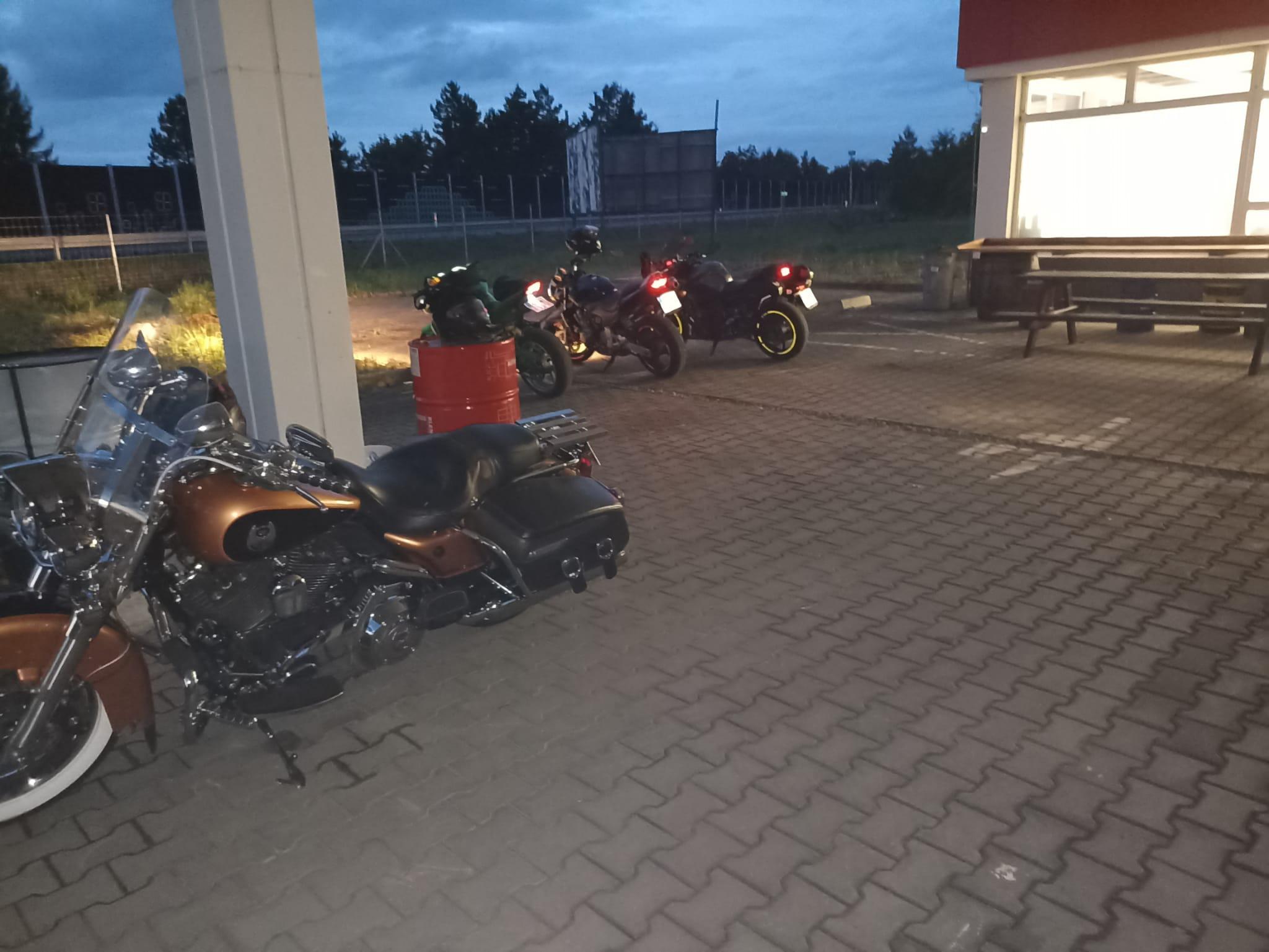 Moto pauza - Motoparking365 foto 4