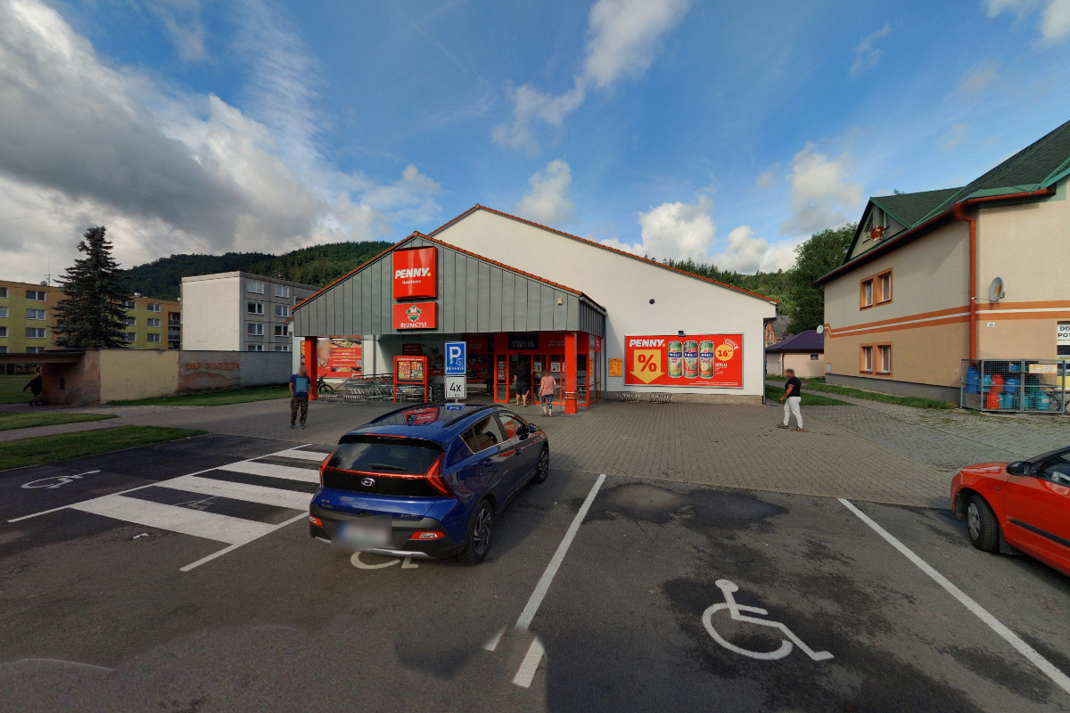 Makovec - maso uzeniny