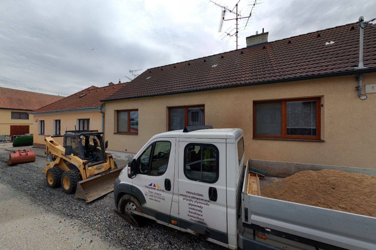 František Dusík - stavební a pokrývačské práce