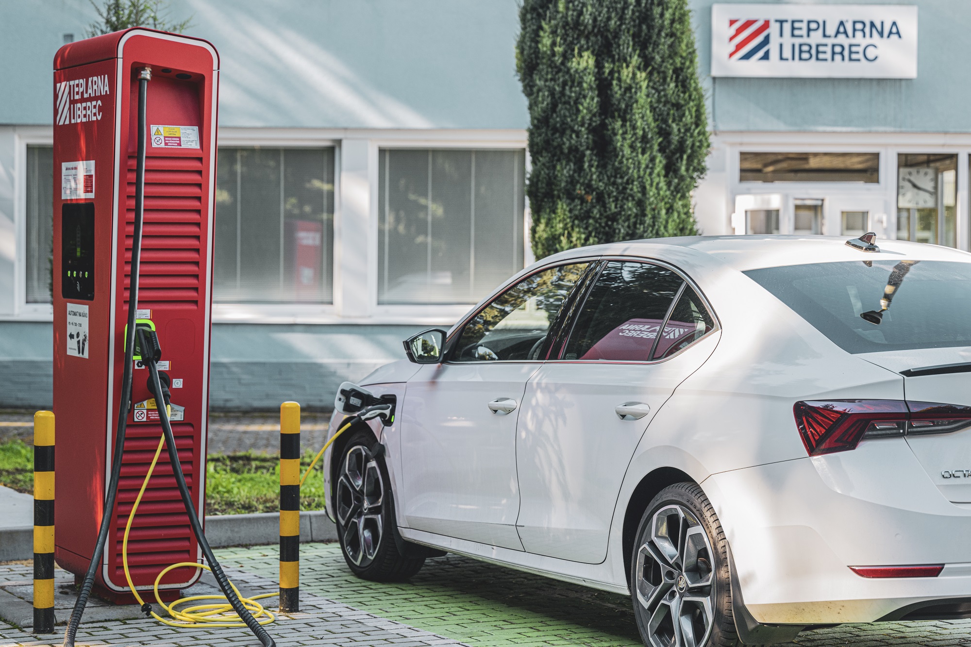 Teplárna Liberec, a. s. - nabíjecí stanice pro elektromobily foto 3