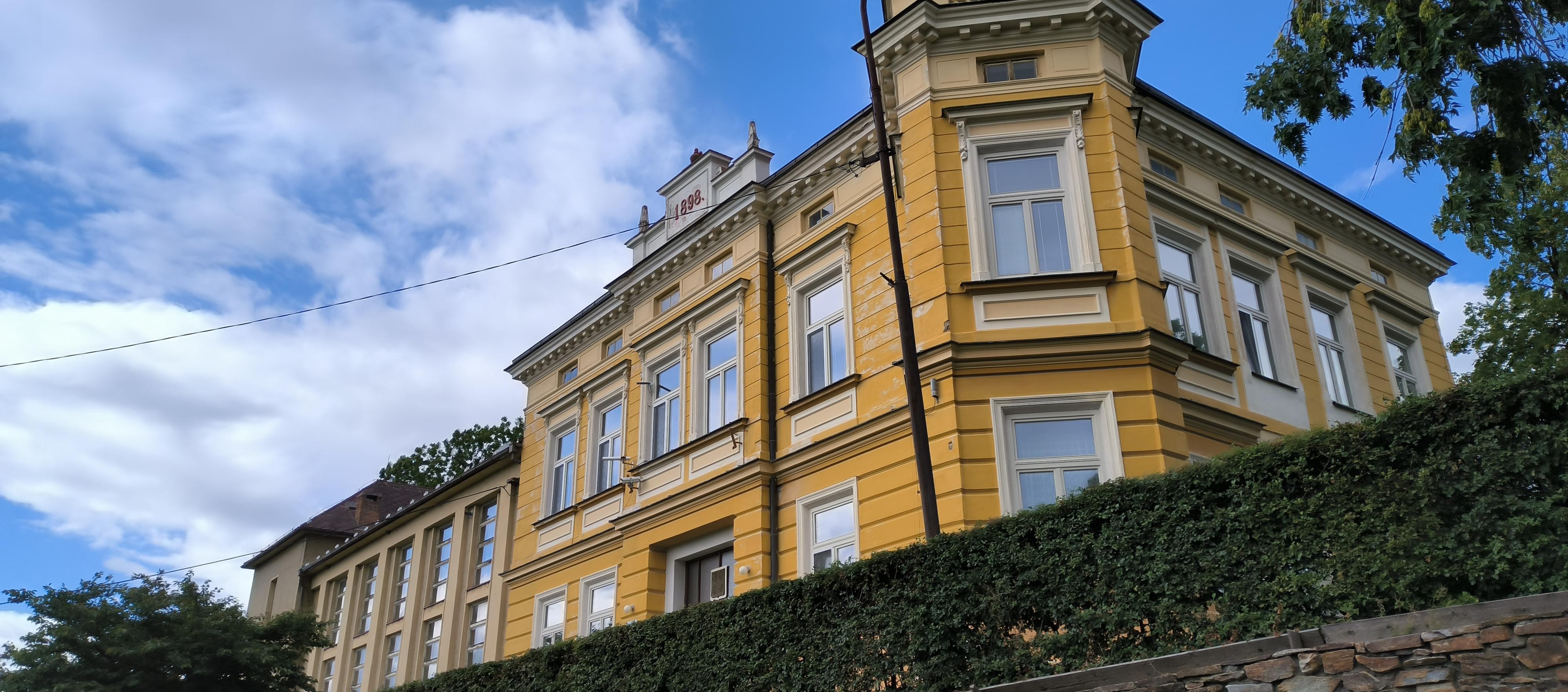 Velhartice - obecní úřad foto 4