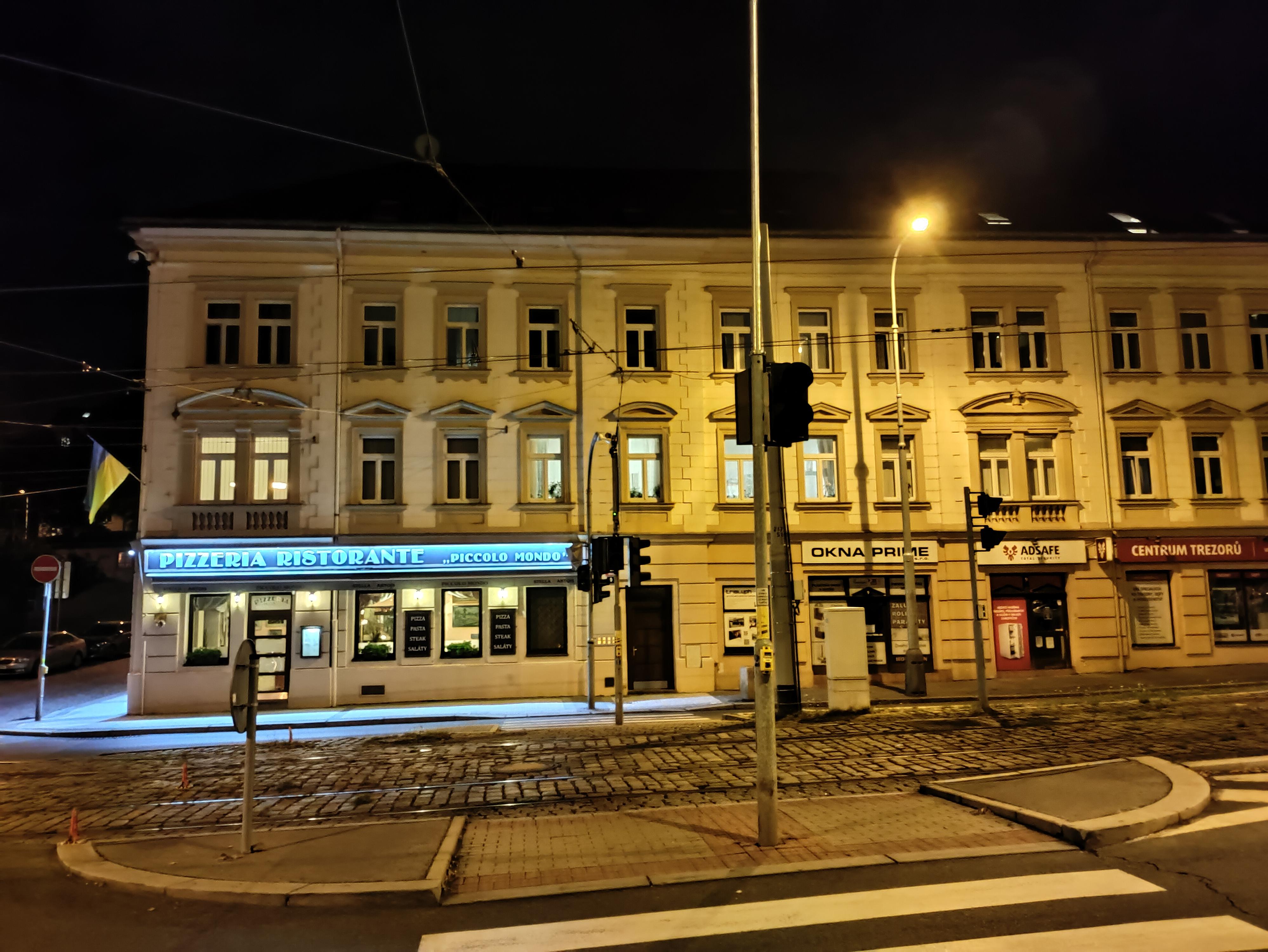 Pizzeria Piccolo Mondo foto 1