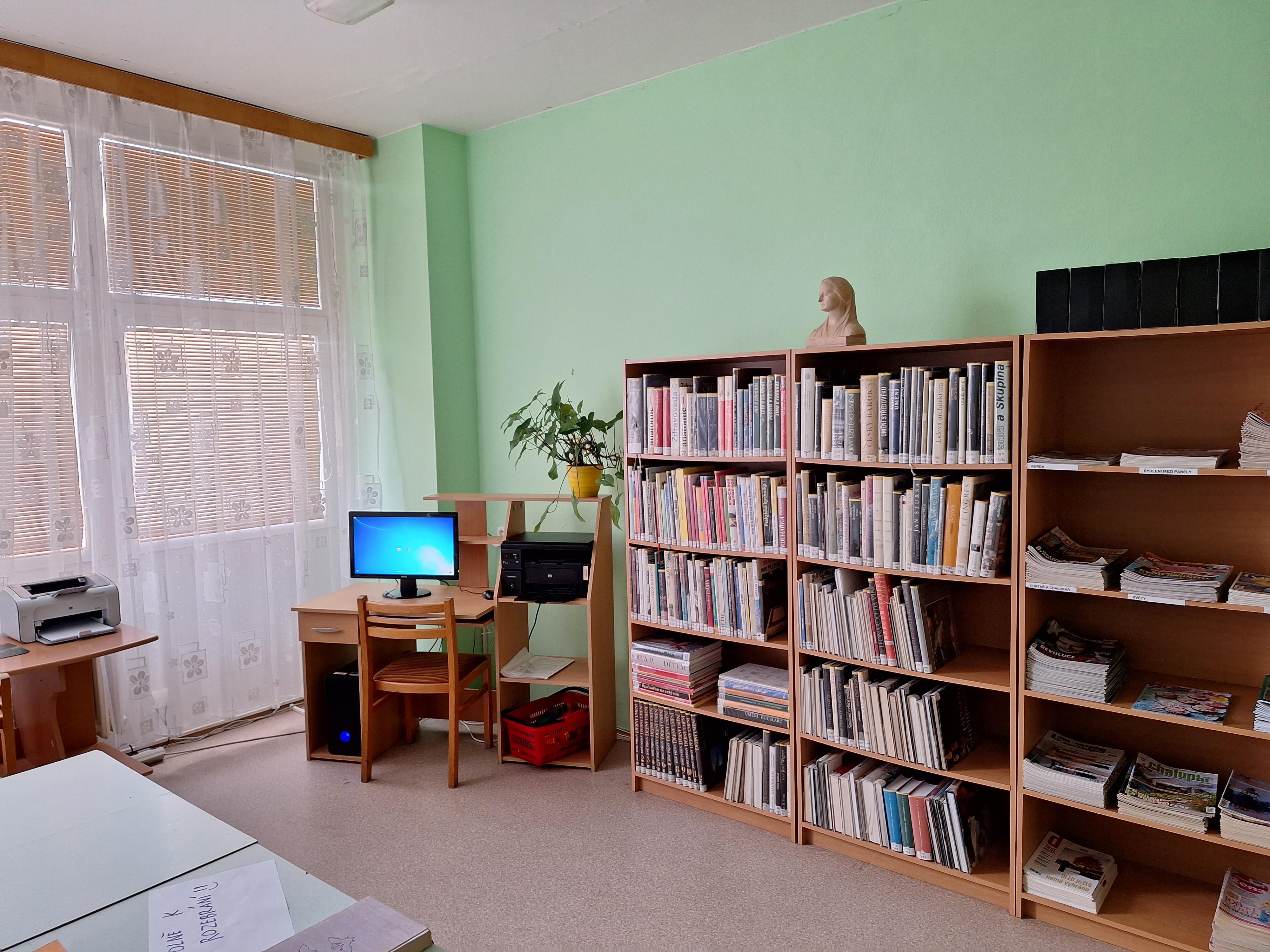 Městská knihovna Adamov foto 5