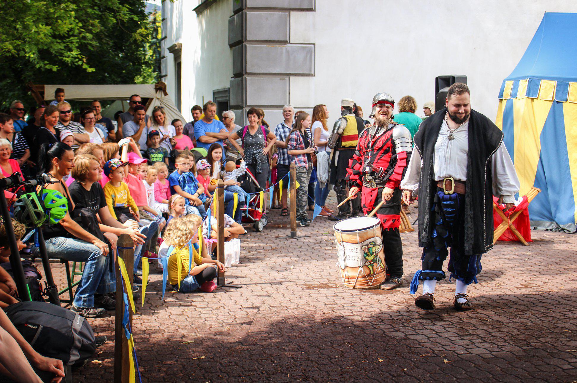 Kolínská společnost Poprávu z.s.