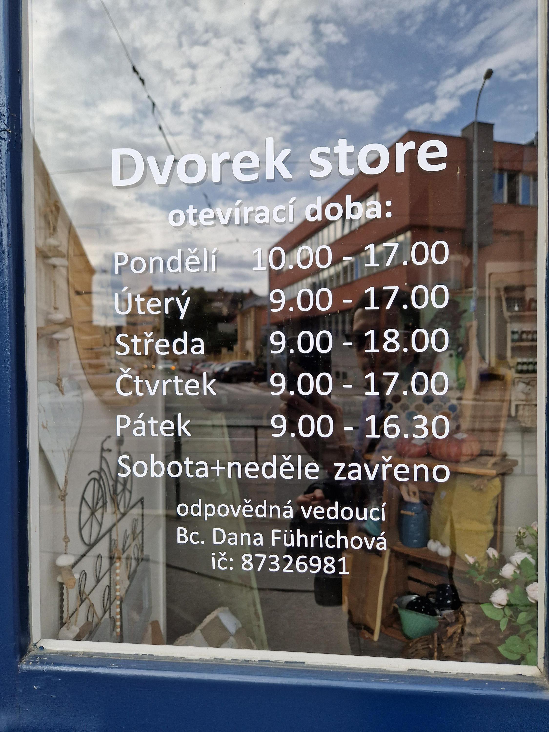 DVOREK store foto 2