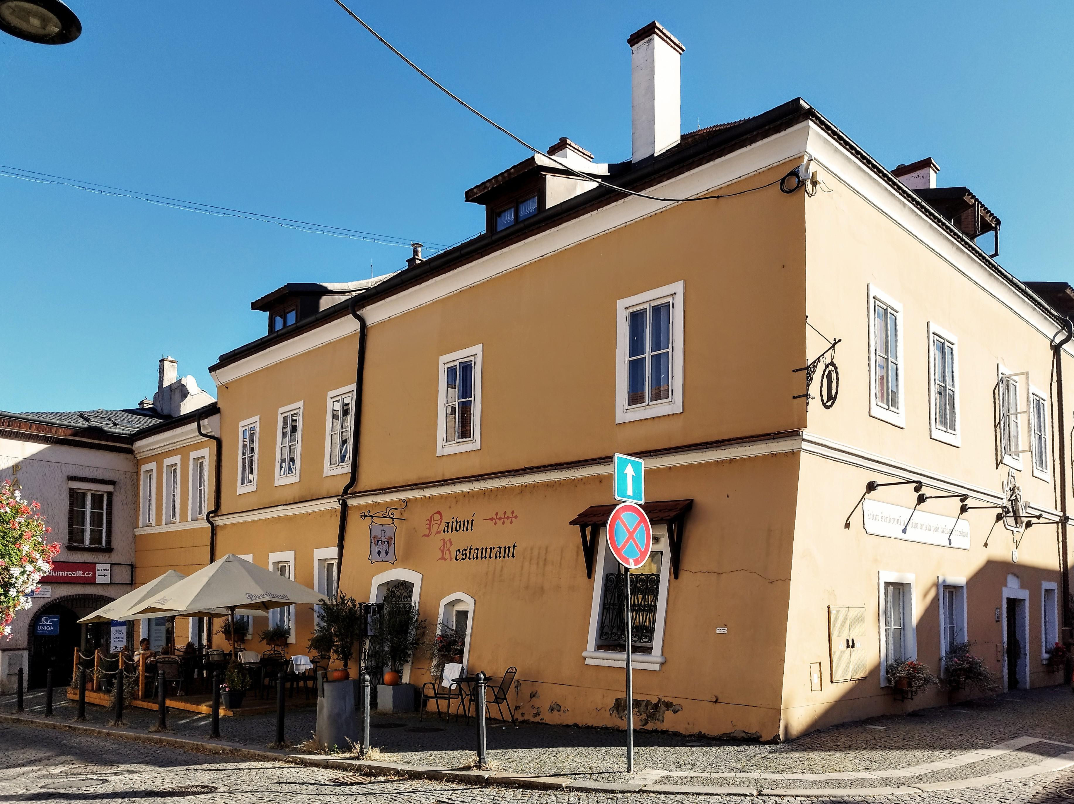 Naivní Restaurant foto 5