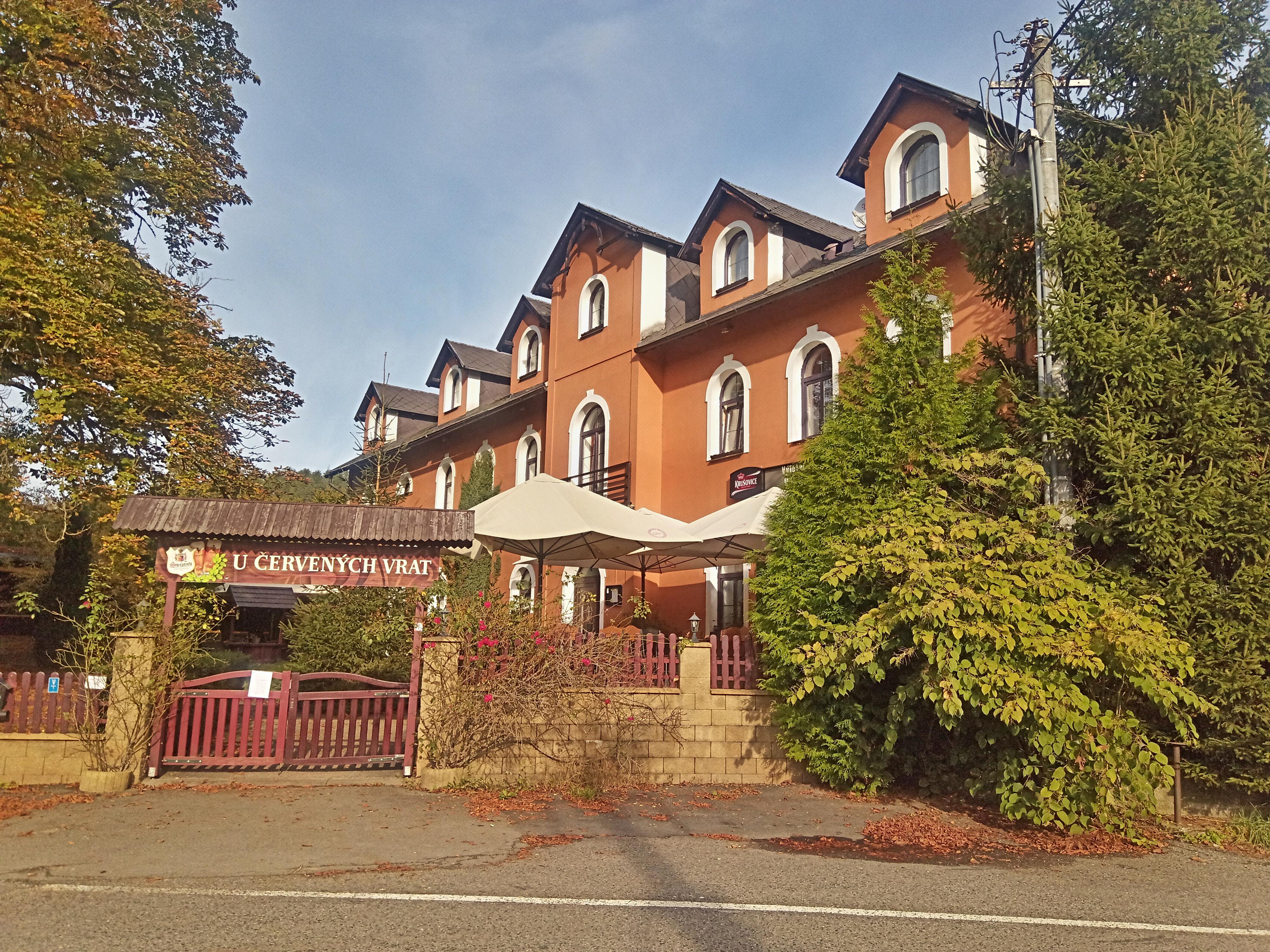 Restaurace U Červených vrat foto 3