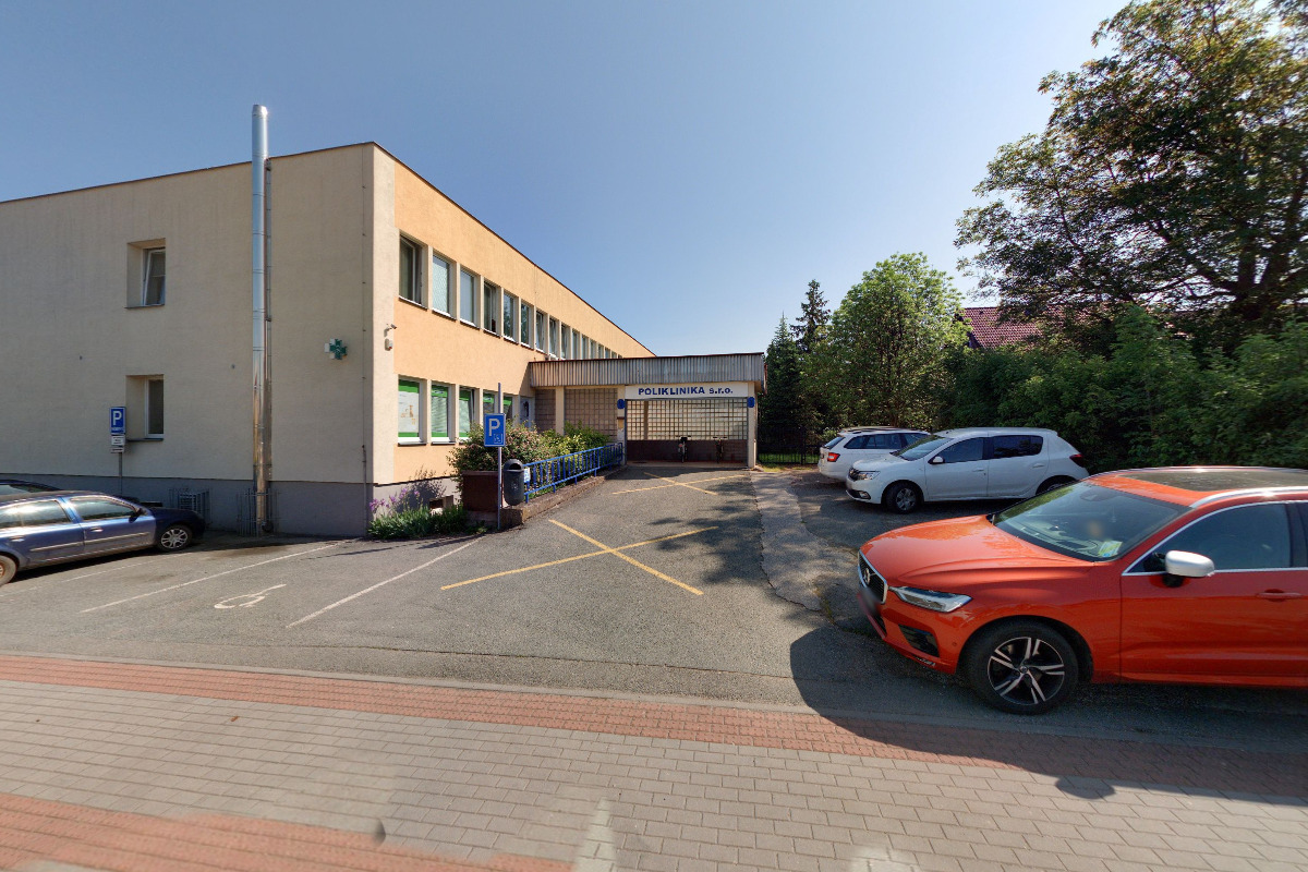 MUDr. Petr Hubáček