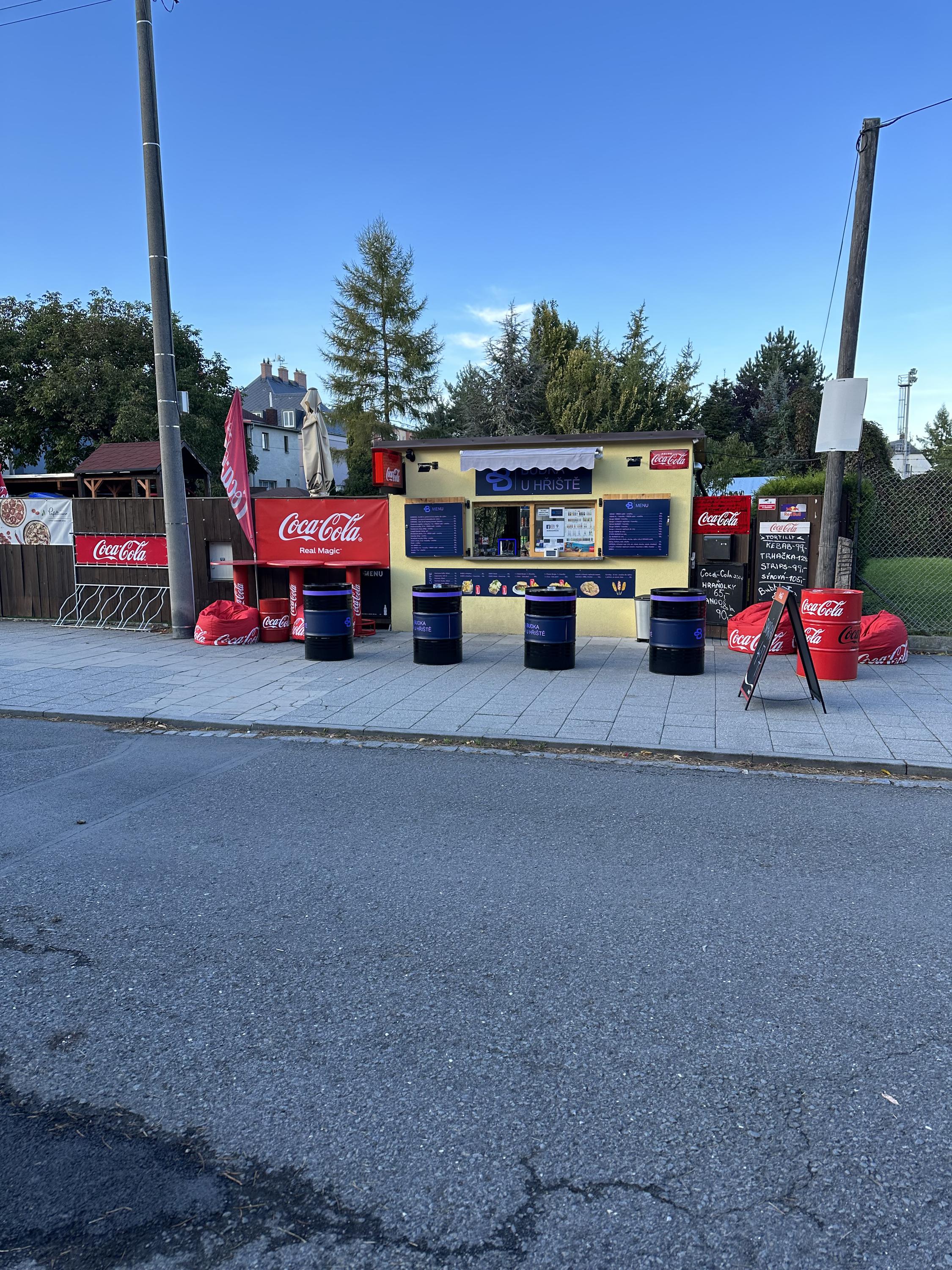 Budka u Hřiště foto 3