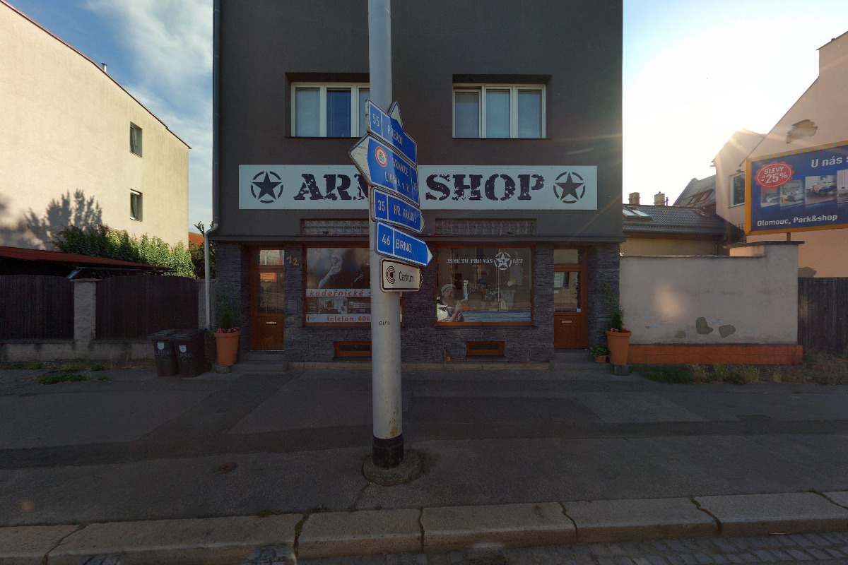 Army Shop Dagmar Dokoupilová foto 2