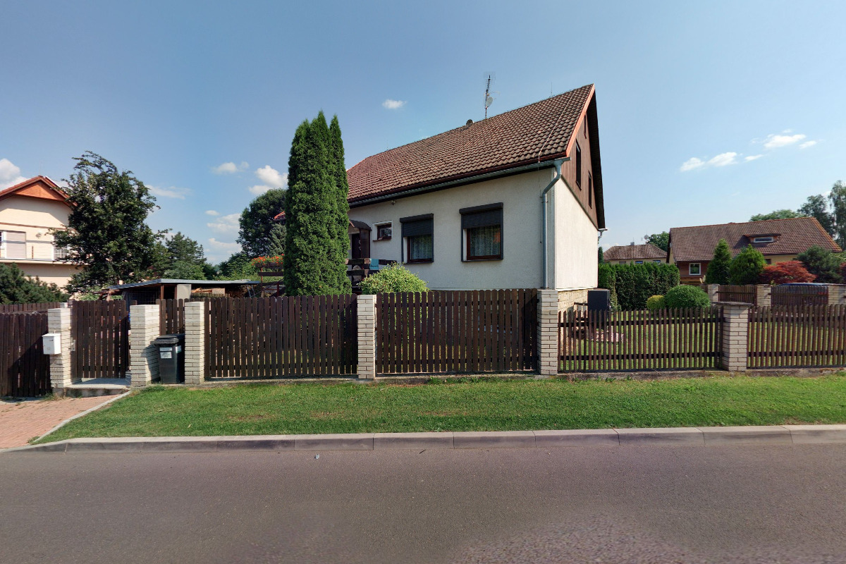 AKURA - Petr Hričina