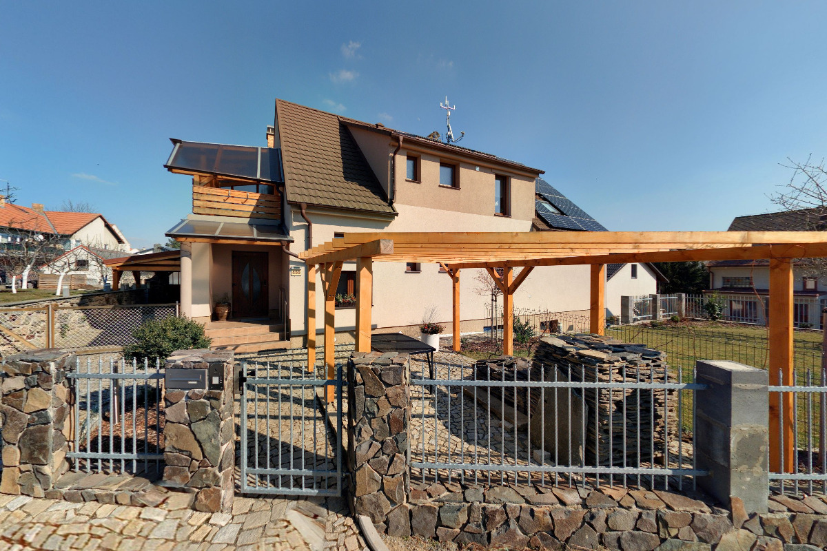 Mgr. Kristýna-Anna Rolníková