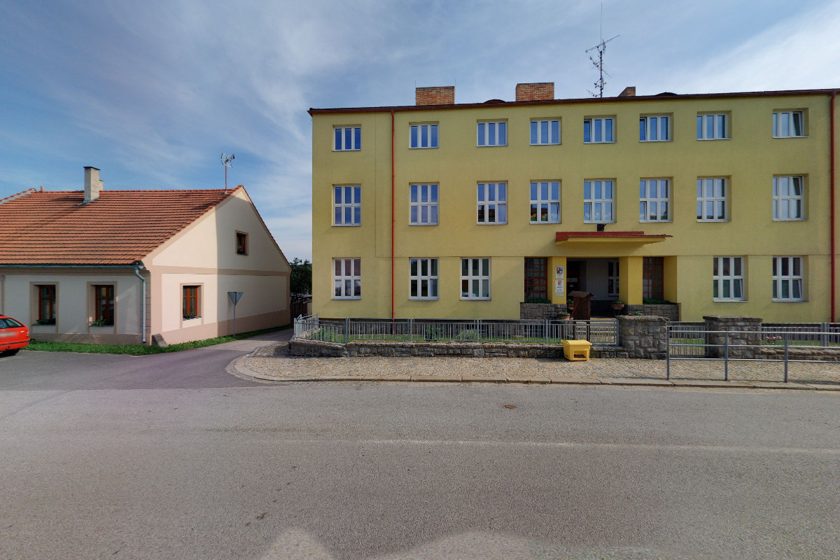 ZŠ a MŠ Benešov nad Černou foto 4