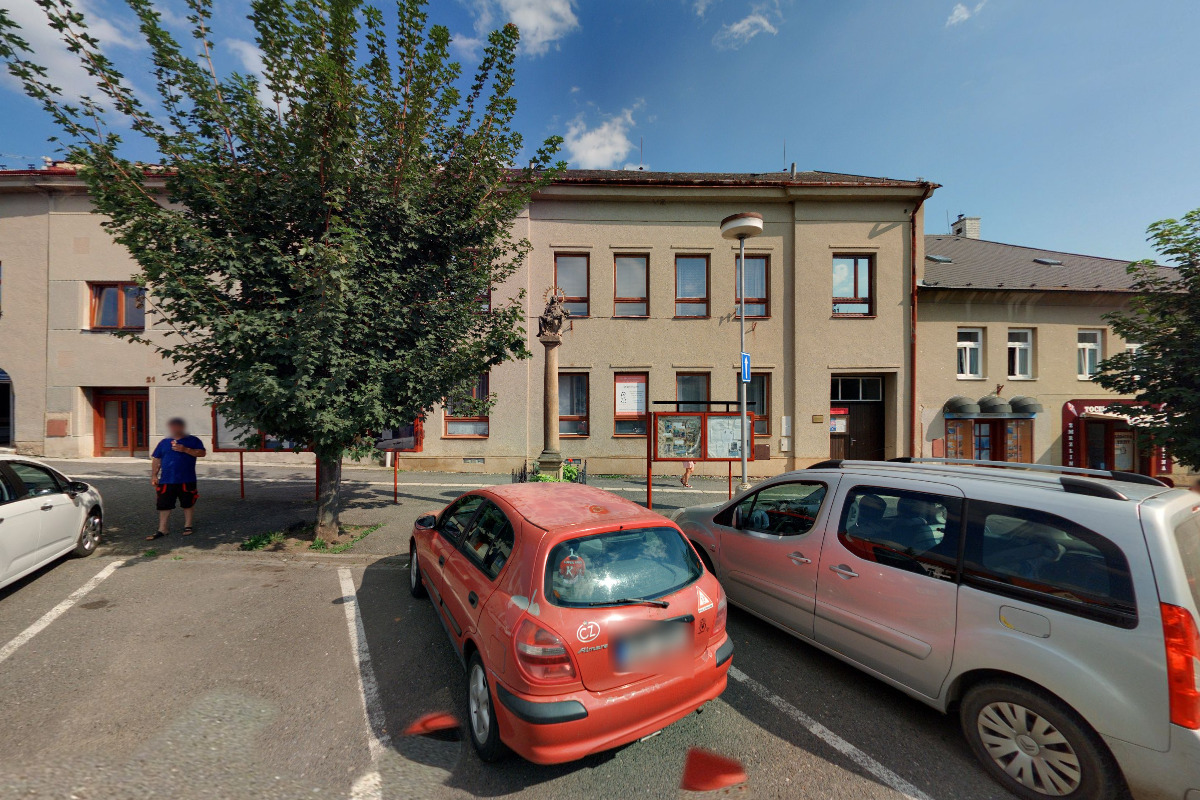 MUDr. Tomáš Jagoš - praktický zubní lékař foto 1